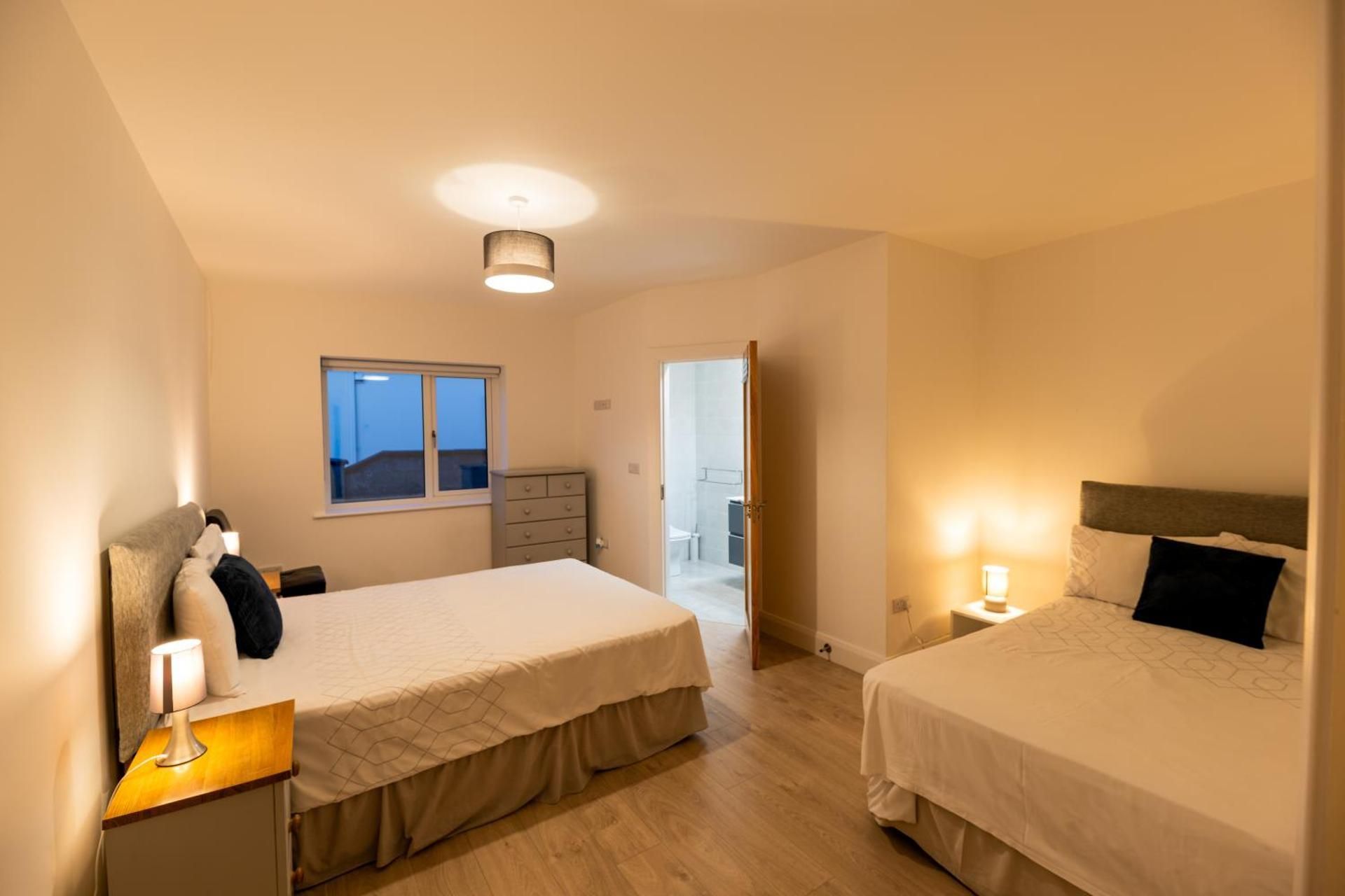 Triple Room with Private Bathroom