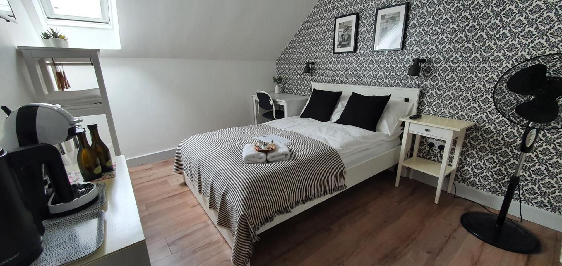 Double Room with Private Bathroom