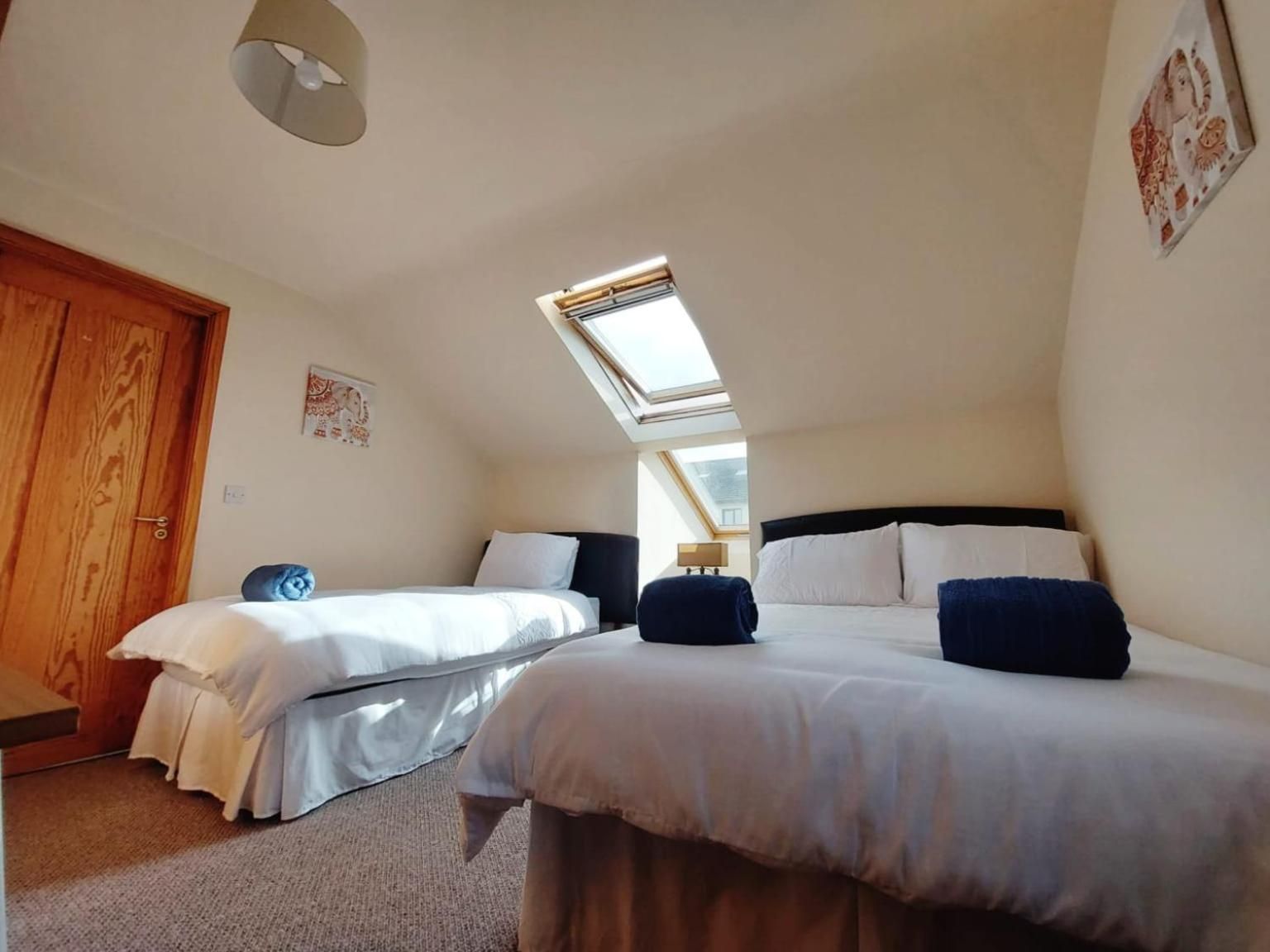 Triple Room with Shared Bathroom