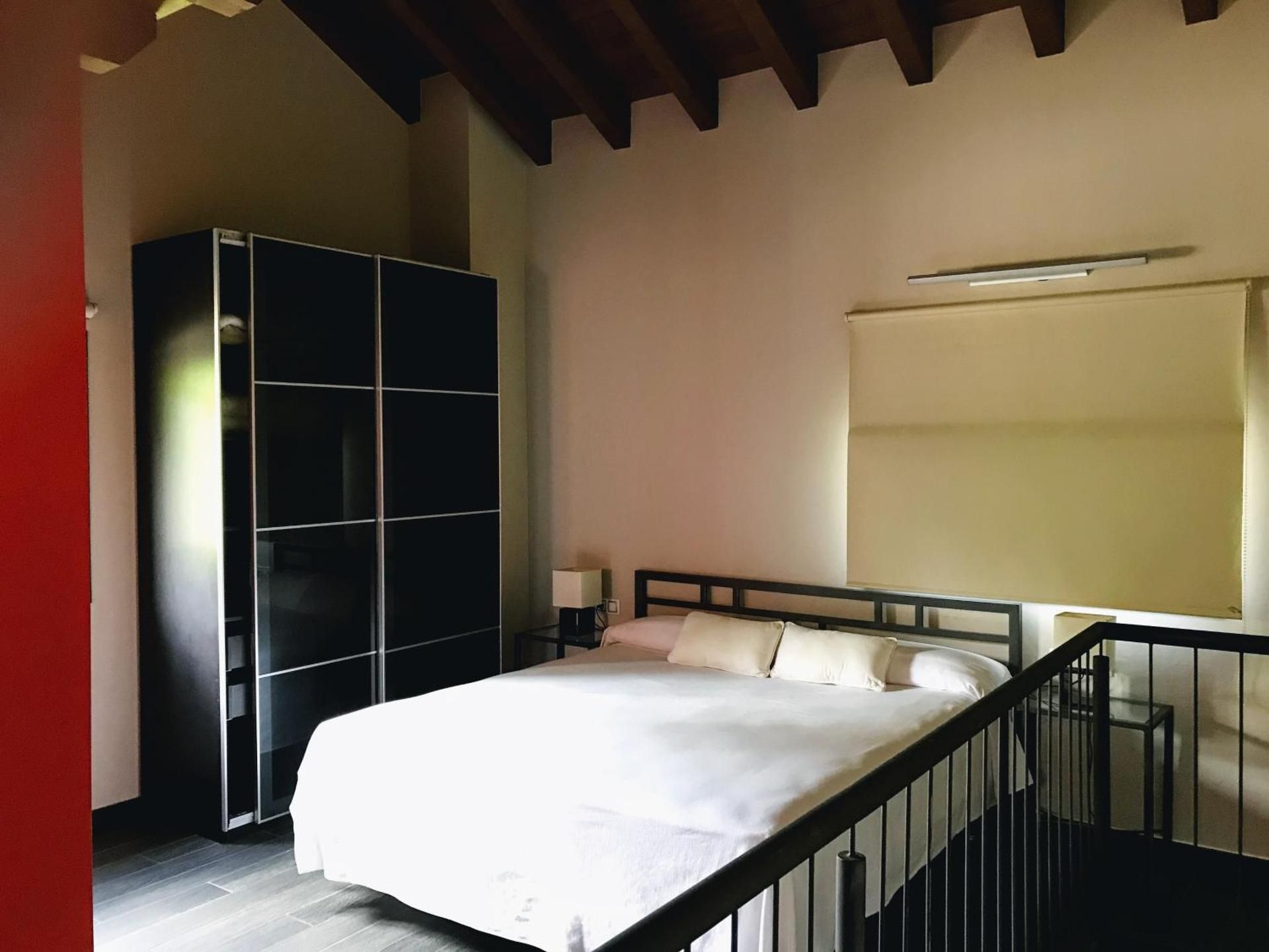 Rustic Loft (4 Adults)