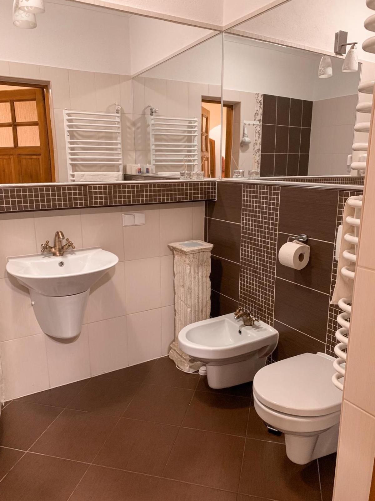Double or Twin Room with Spa Bath