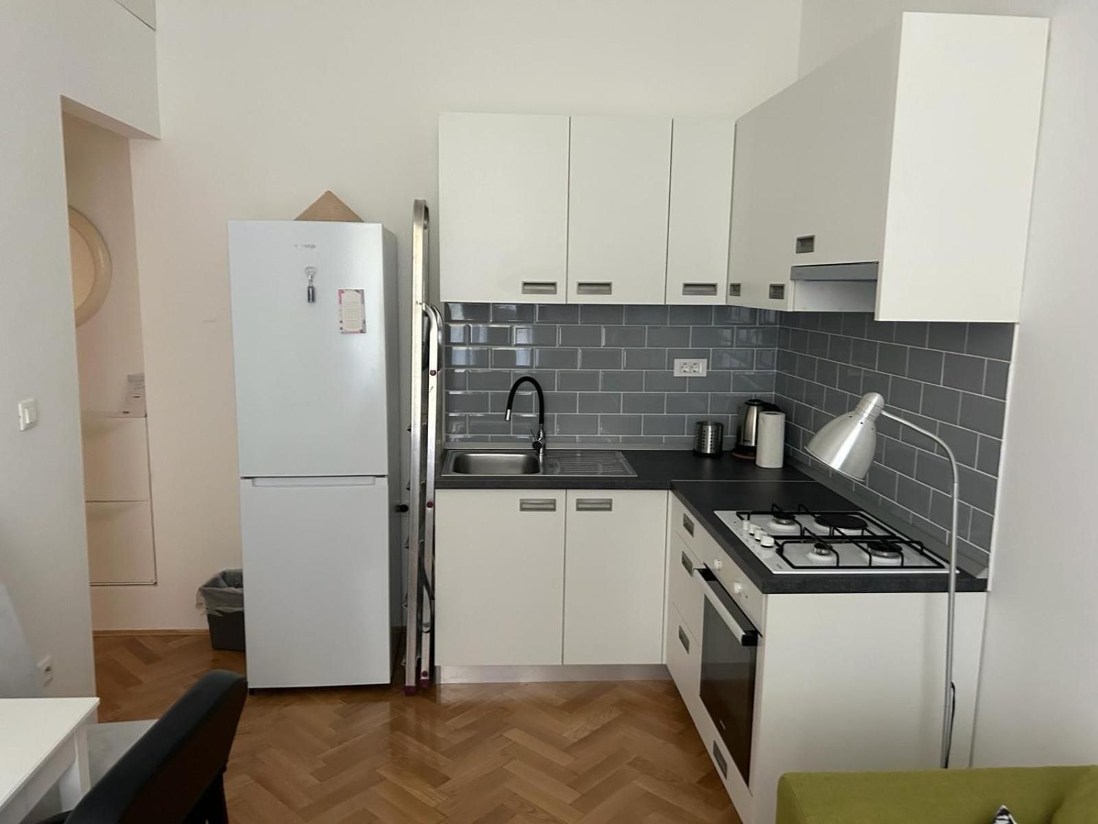 Noble Studio Apartments One-Bedroom Apartment With City View 2