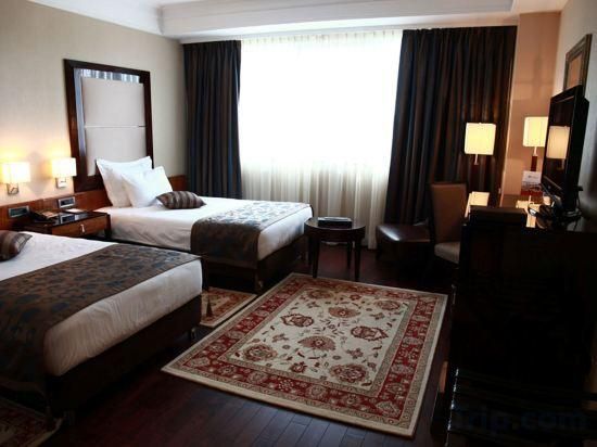 Ramada Plaza by Wyndham Gevgelija 2 Twin Beds Room