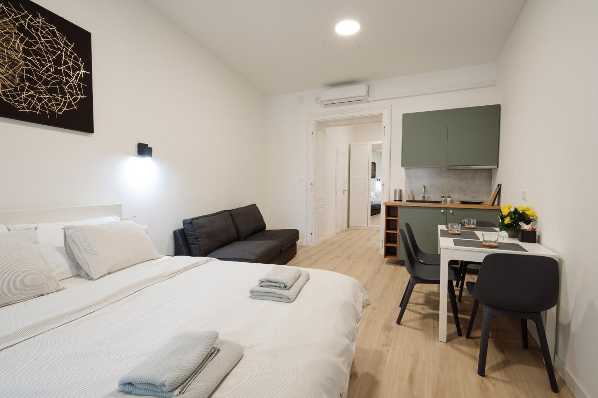 Deluxe Double Room with Extra Bed