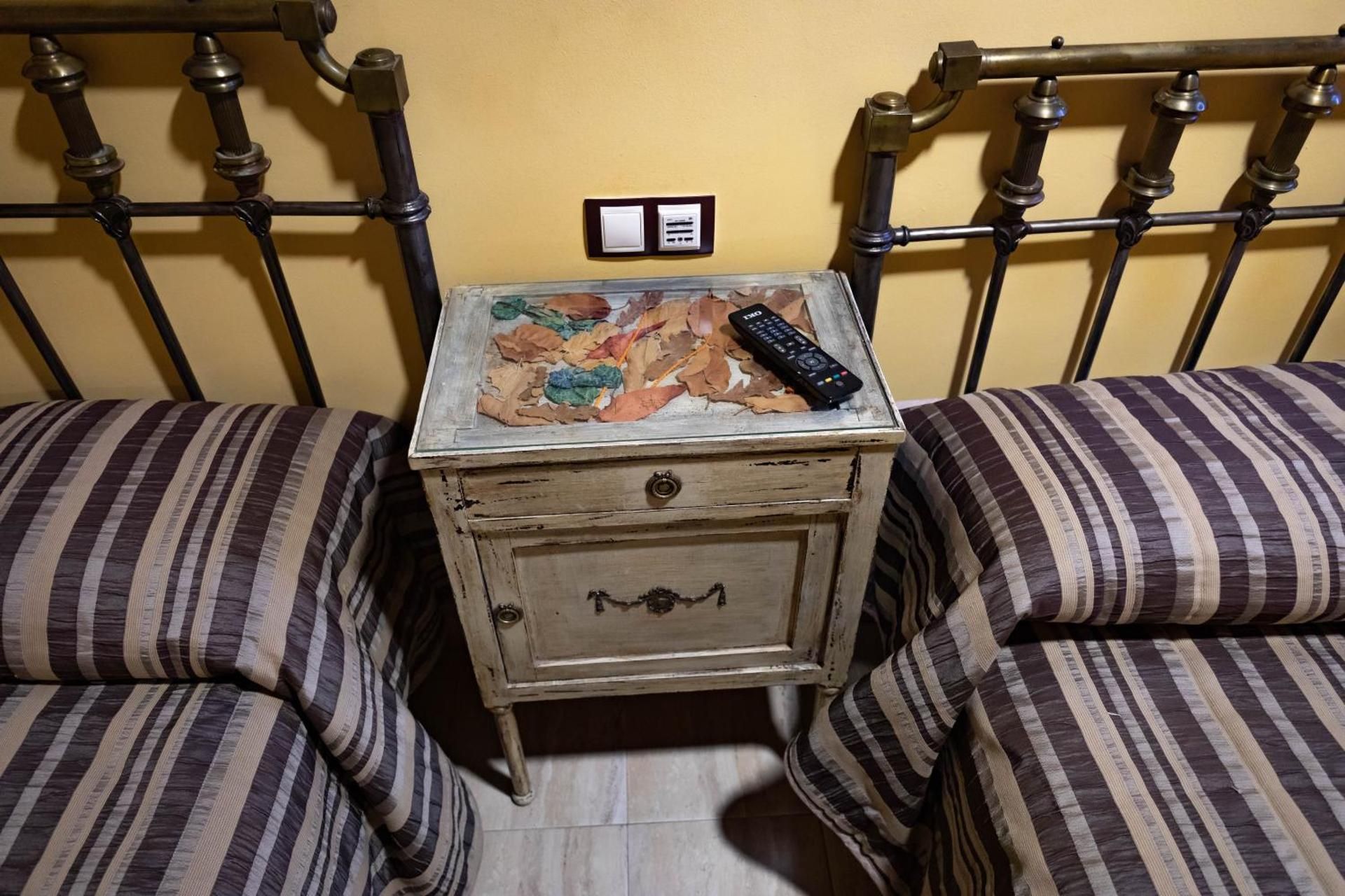 Deluxe Double Room with Shower