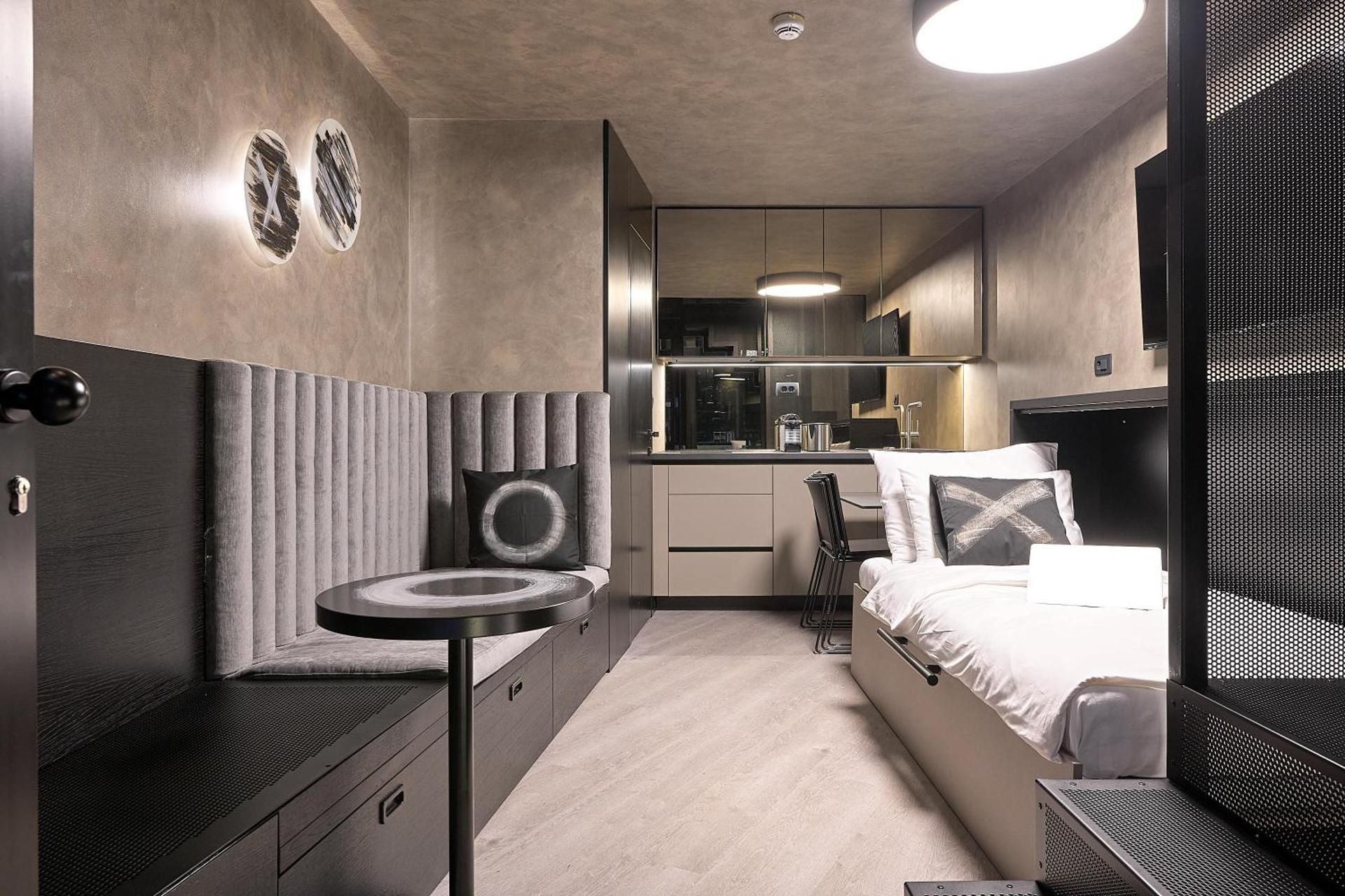 Court 5 Duplex Apartment 2