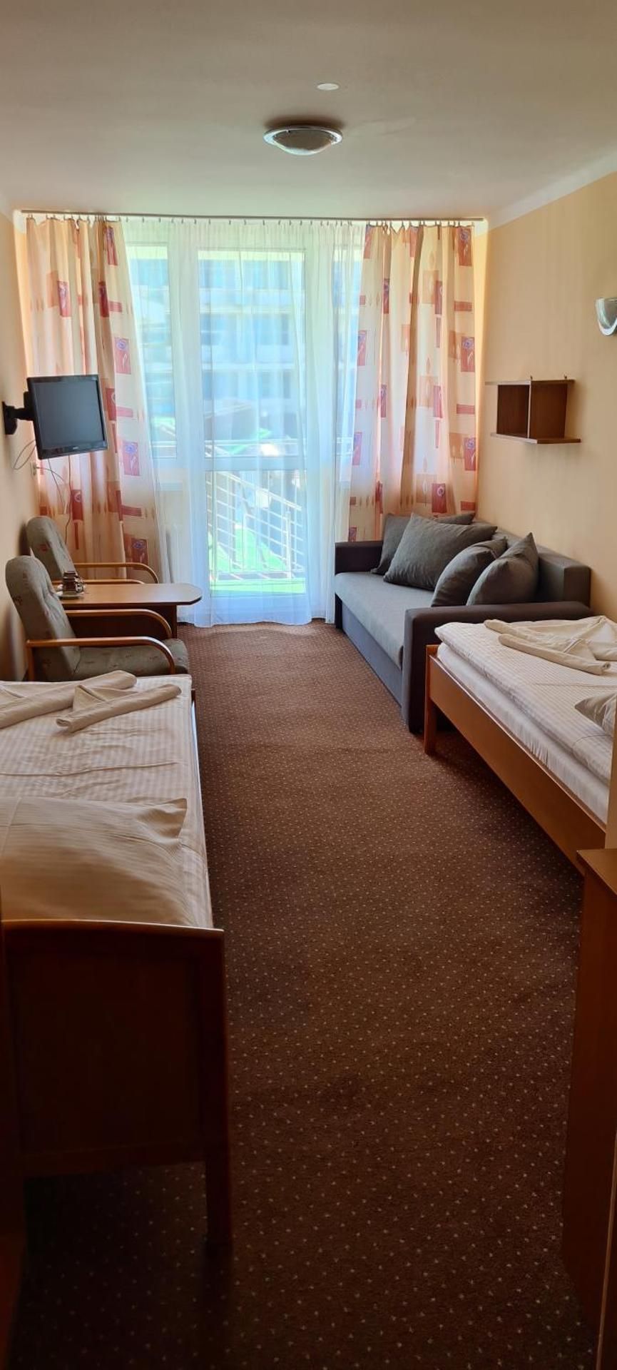 Standard Twin Room with Sofa