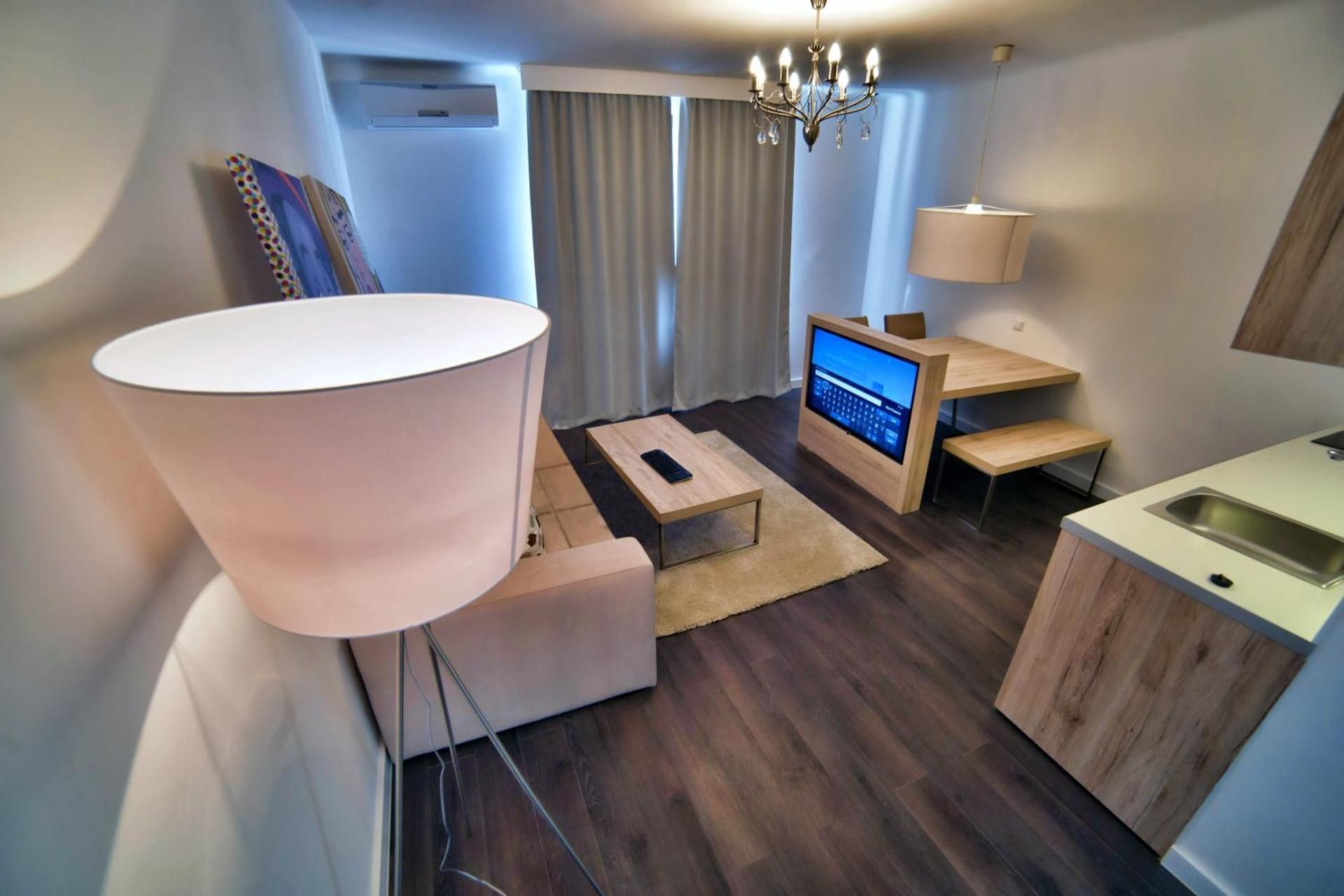 Classic Apartment with Twin Beds