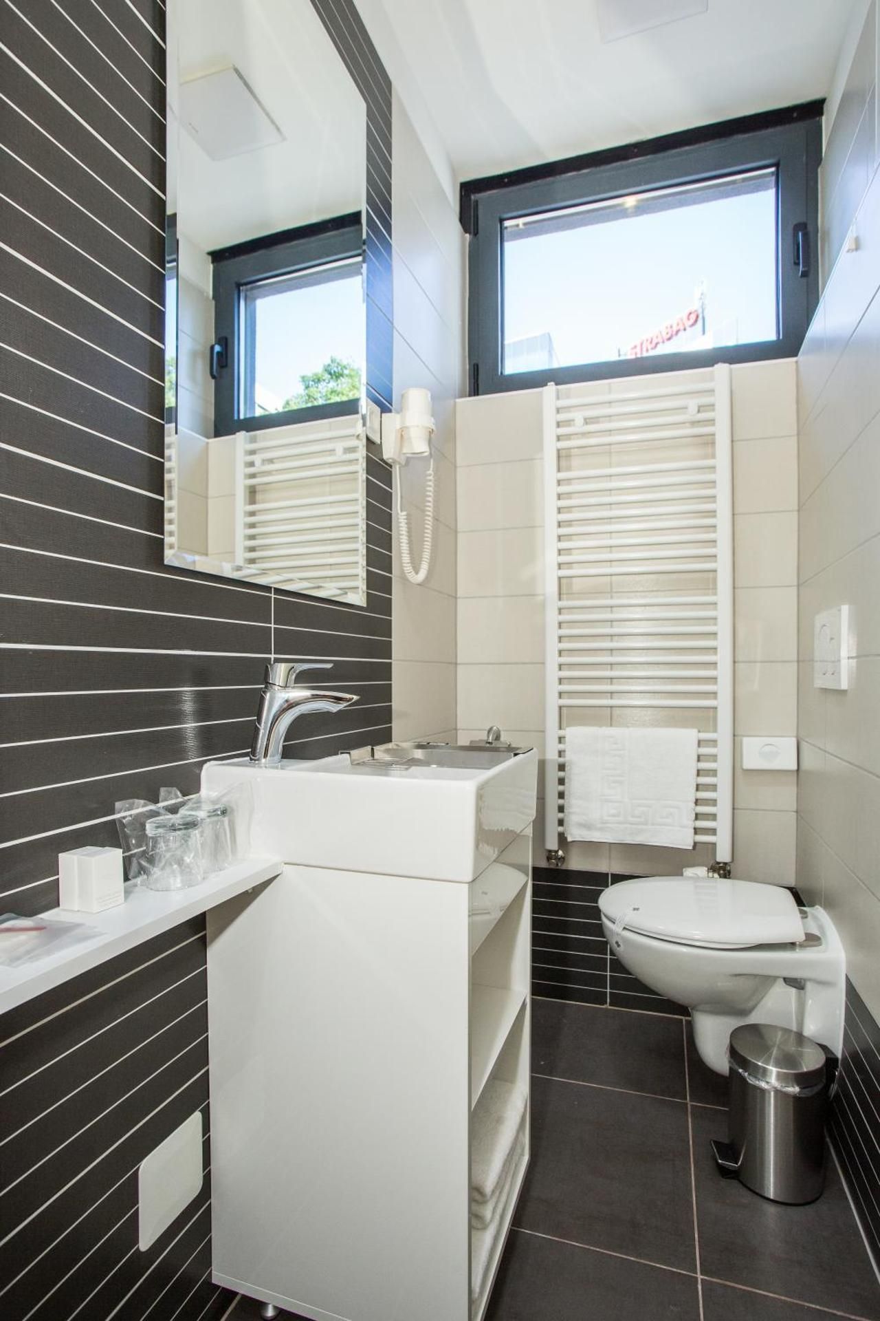 Hotel National Budget Double Room 3