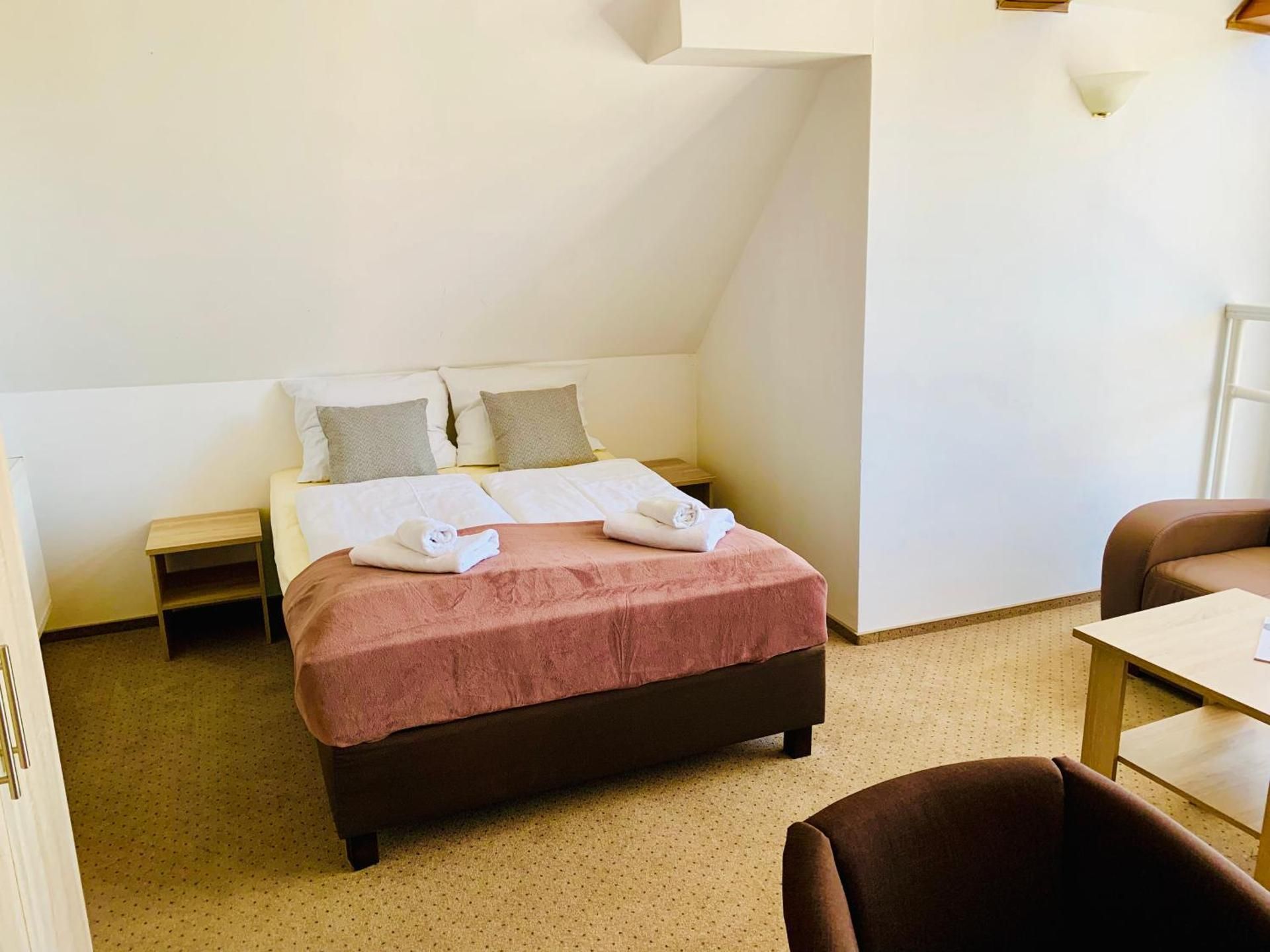 Standard Triple Room with Sea View