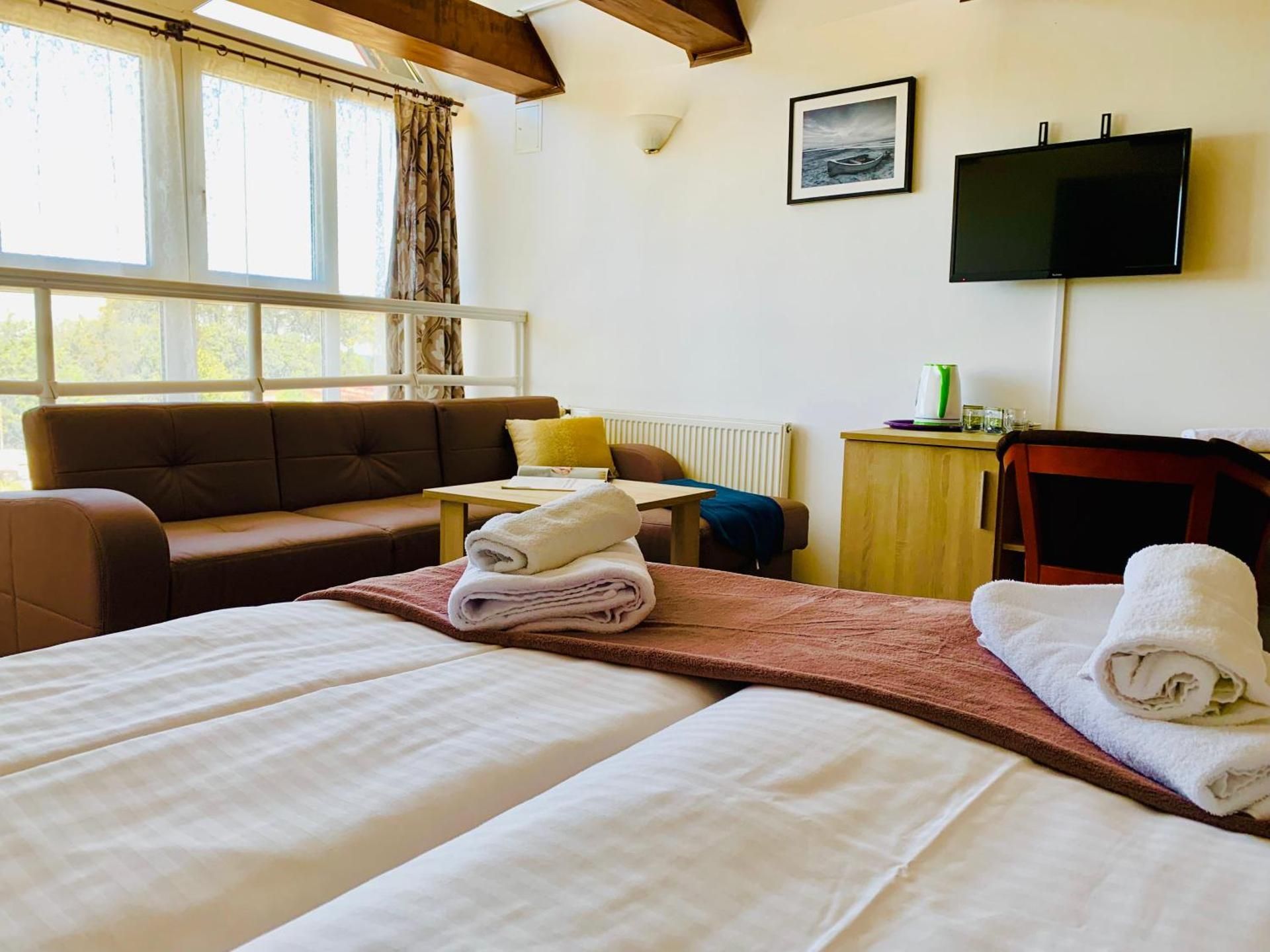 Standard Triple Room with Sea View