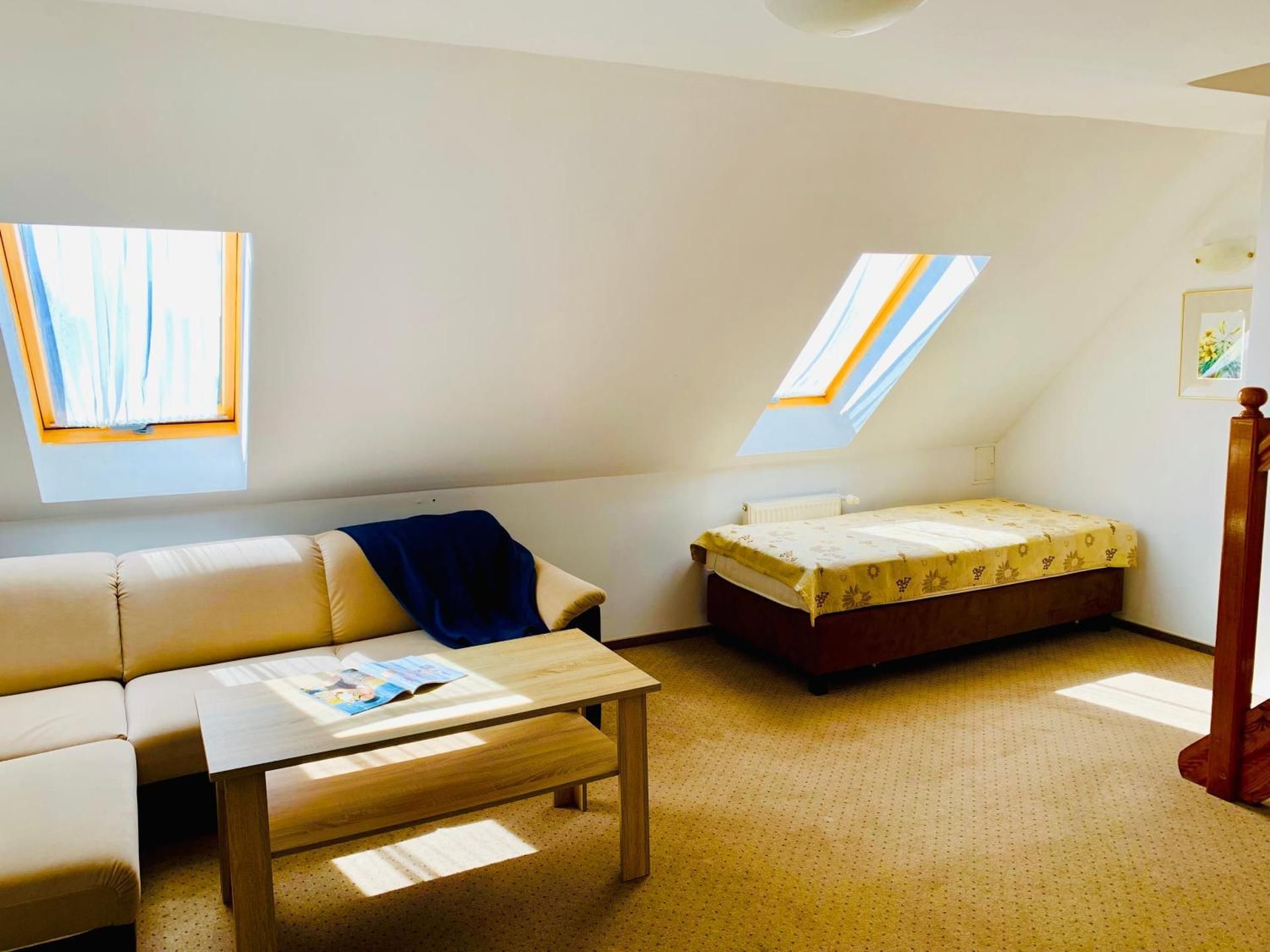 Apartment - Split Level