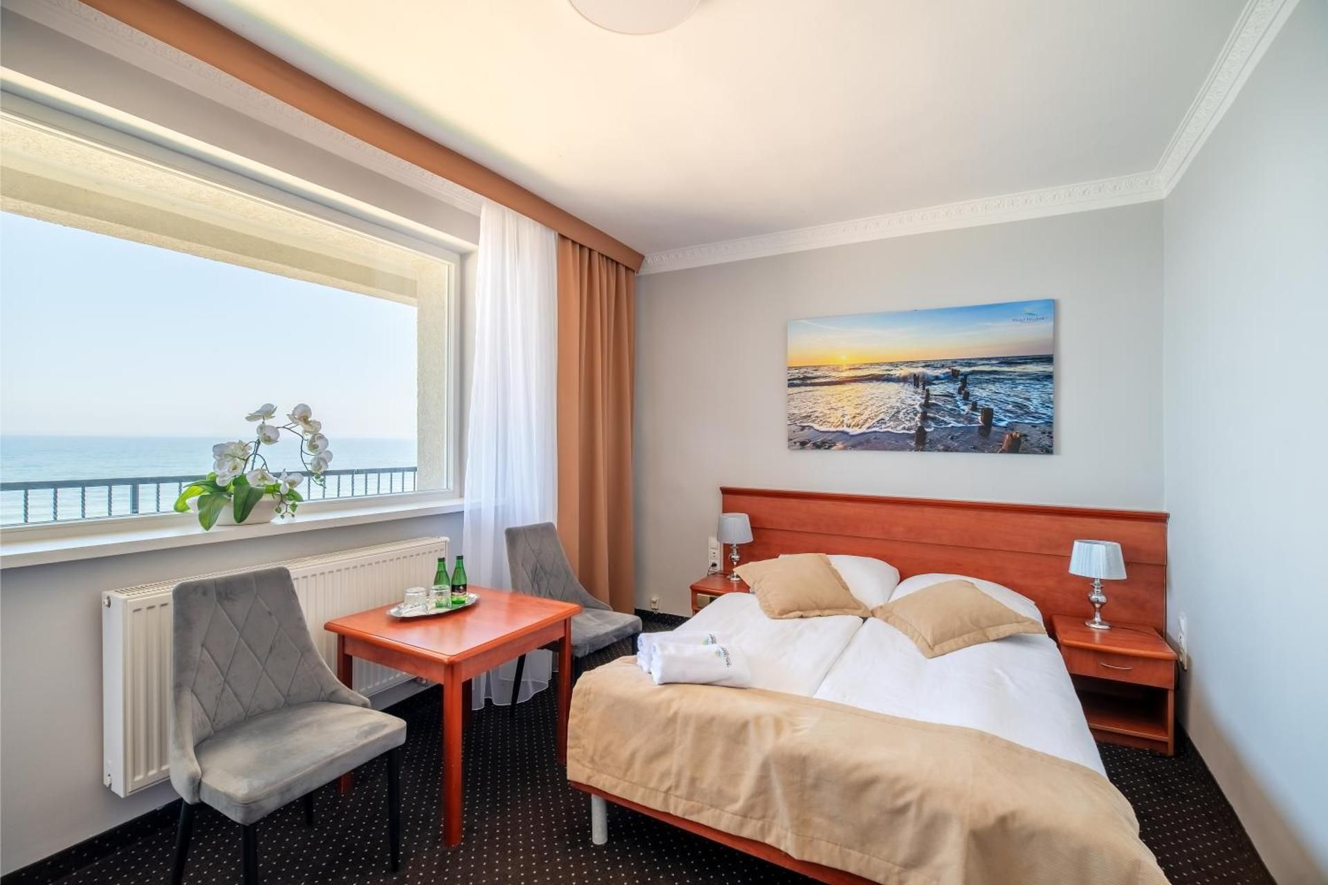 Deluxe Double Room with Balcony and Sea View