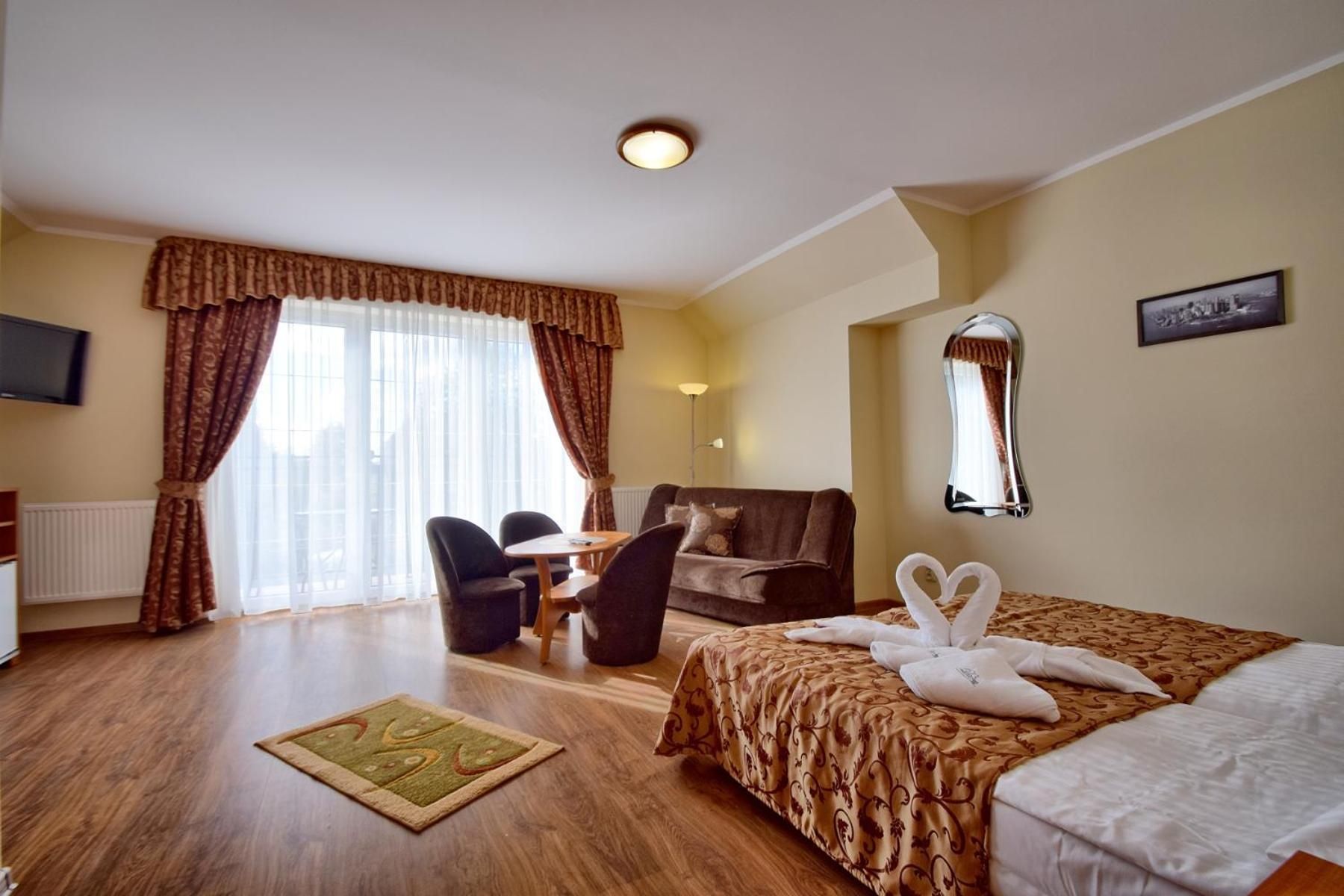 Comfort Triple Room