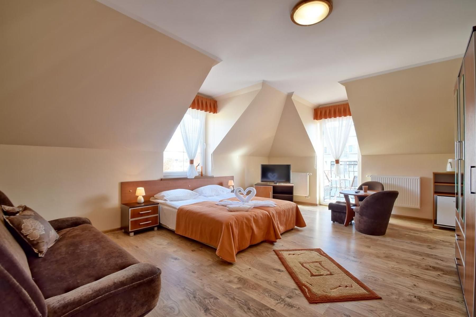 Triple Room with Balcony