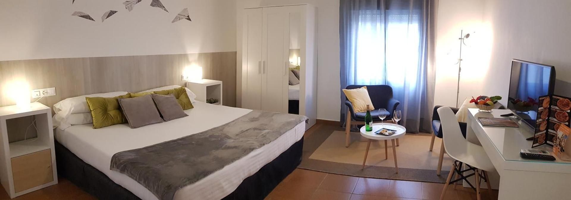 Campomar Playa Deluxe Double Room with Bathtub