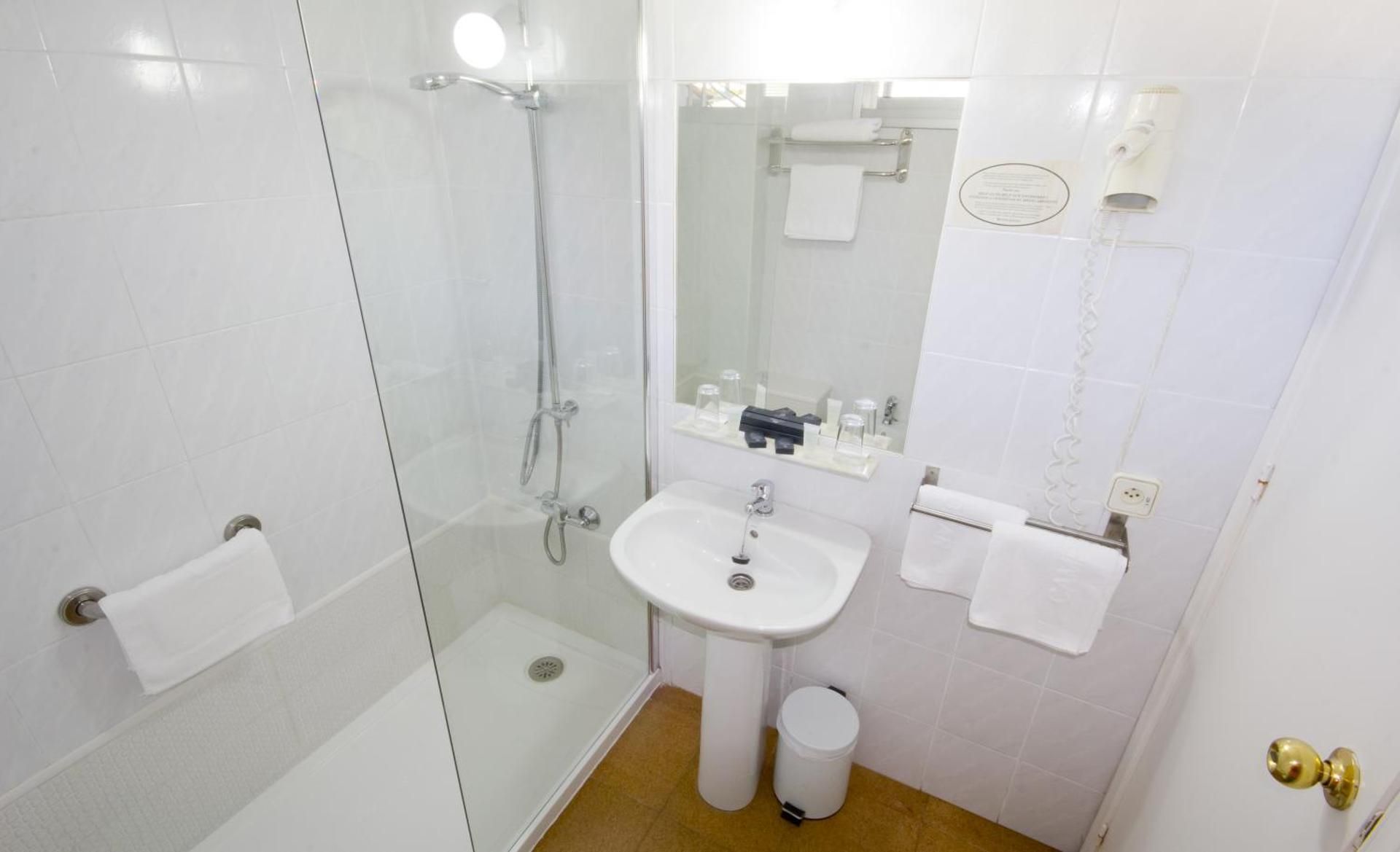 Campomar Playa Single Room 3