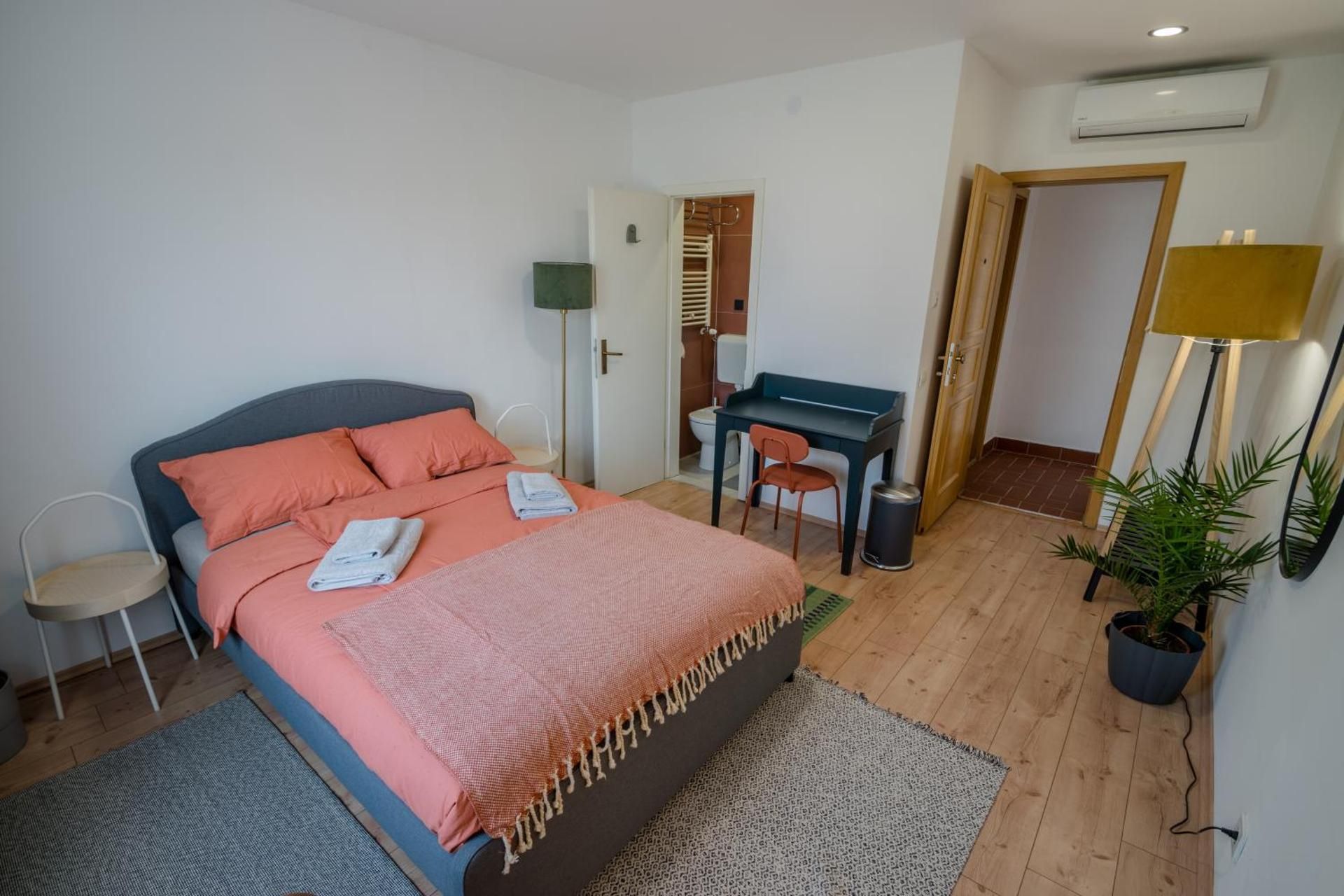 Double Room with Private Bathroom