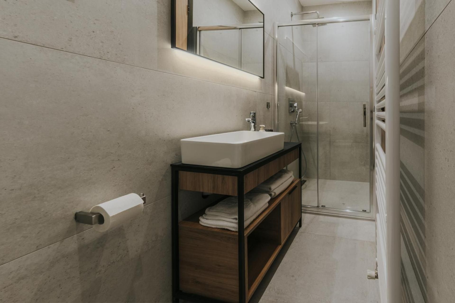 Studio Apartment