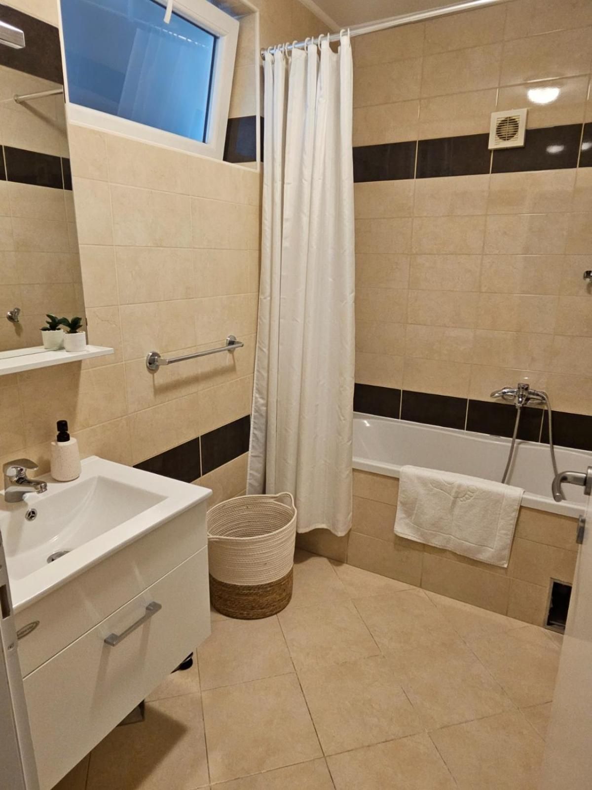 Queen Room with Shared Bathroom