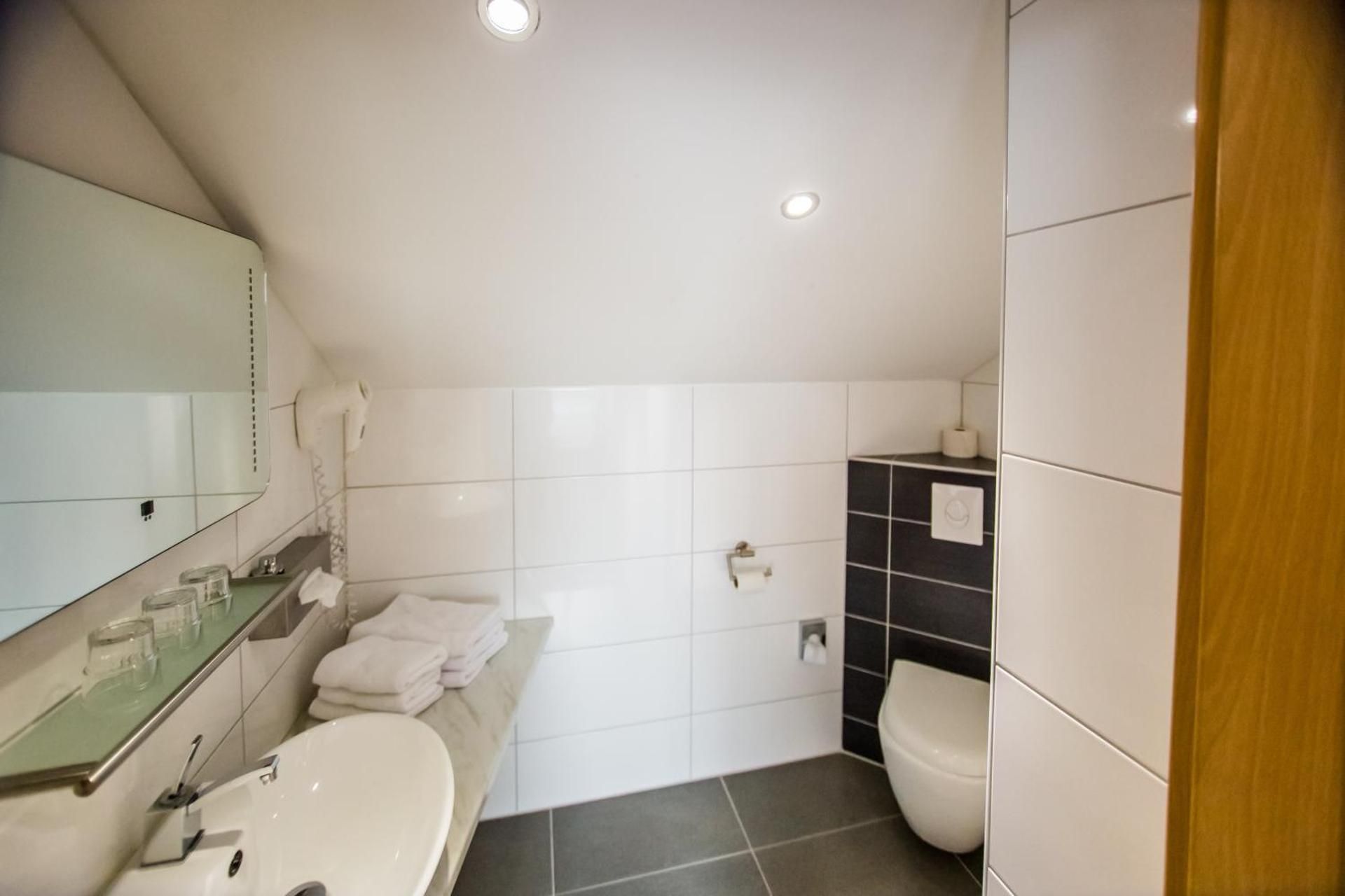 Triple Room with Shower