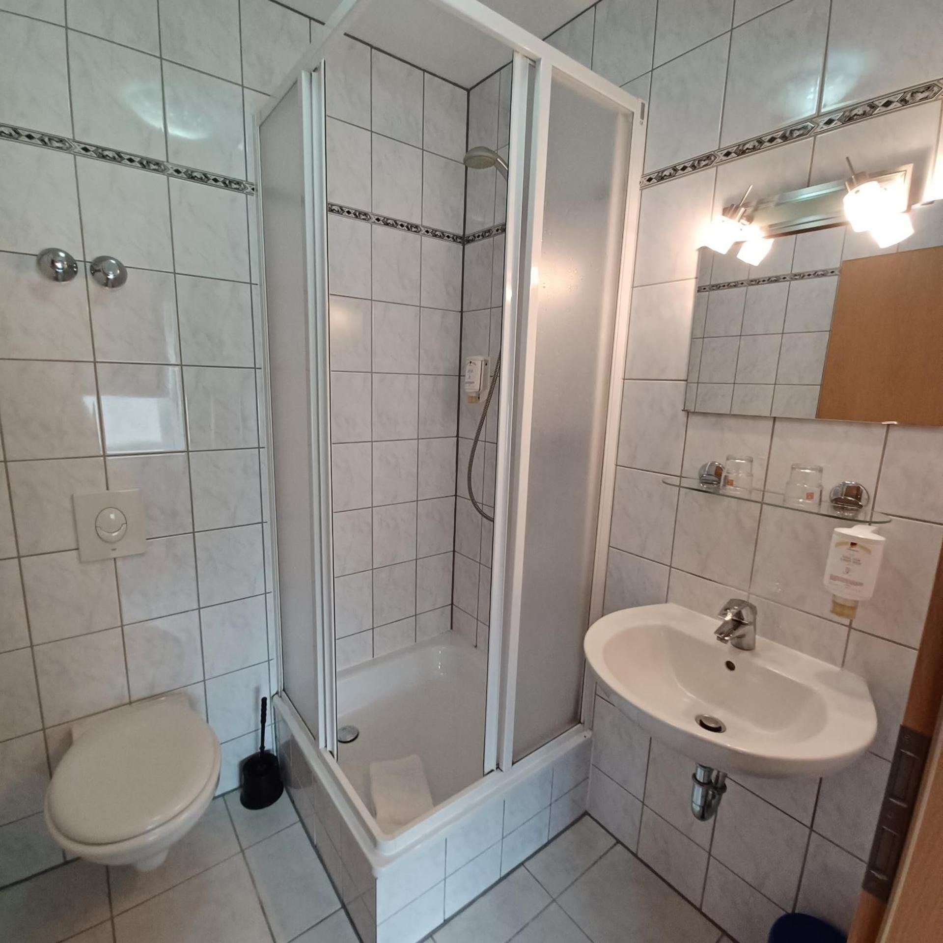 Economy Single Room