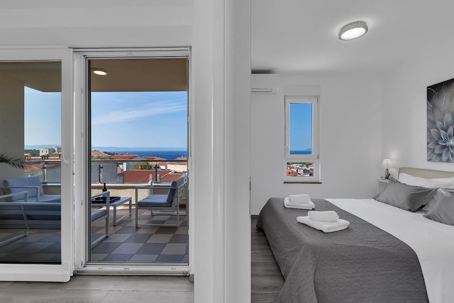 Apartment with Sea View