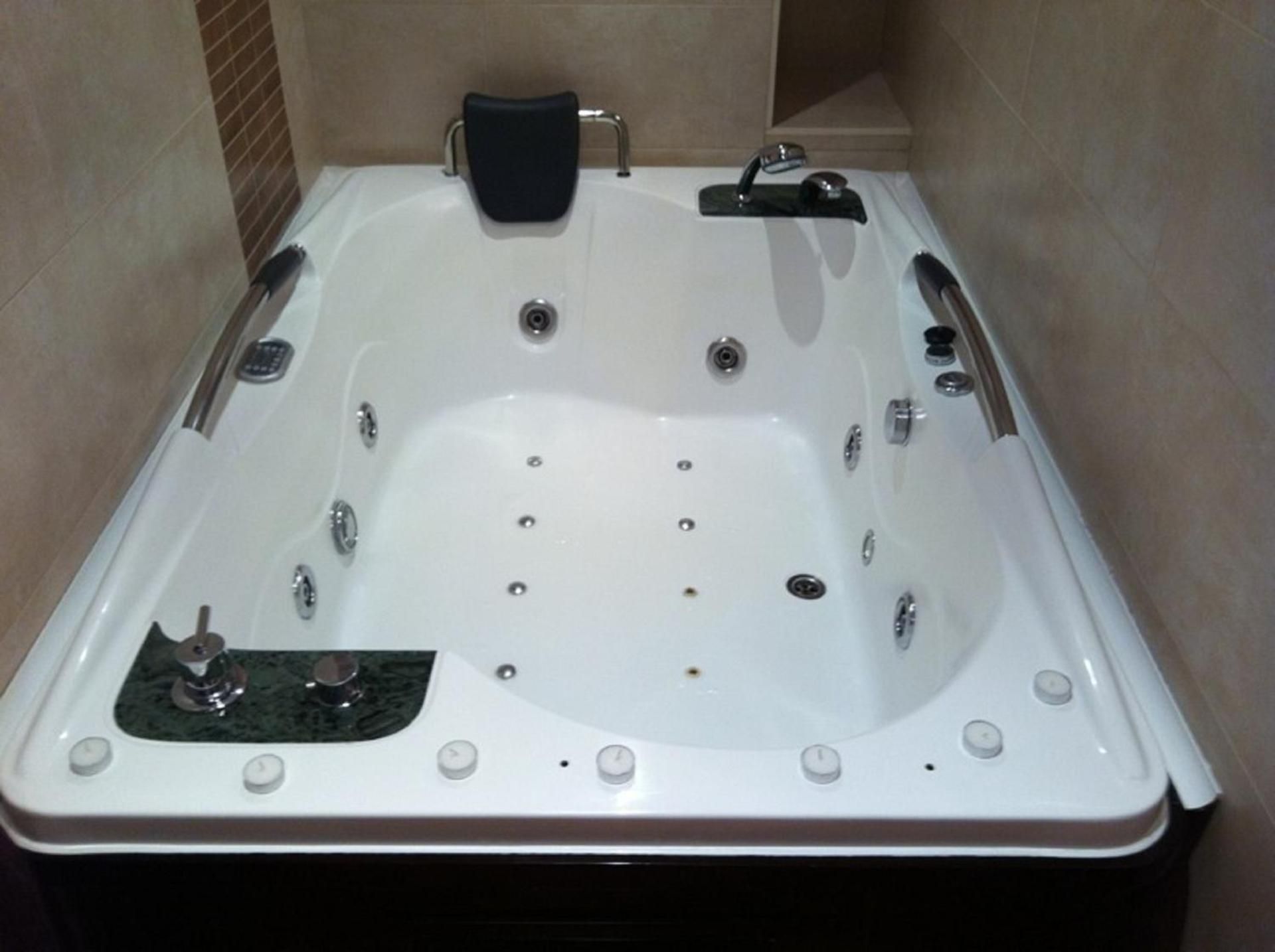 Double Room with Spa Bath