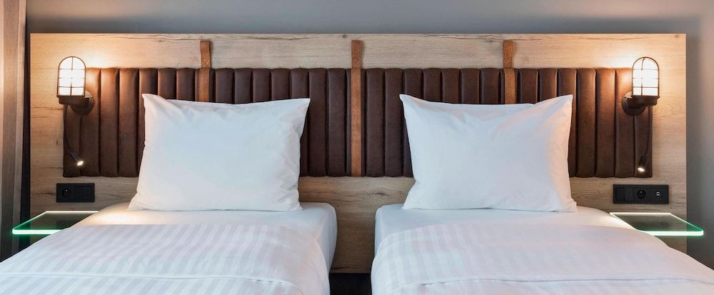 Moxy Katowice Airport Room, 2 Twin Beds (Twin Moxy Sleeper) 2