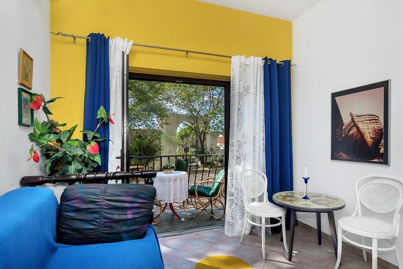 One-Bedroom Apartment with Terrace