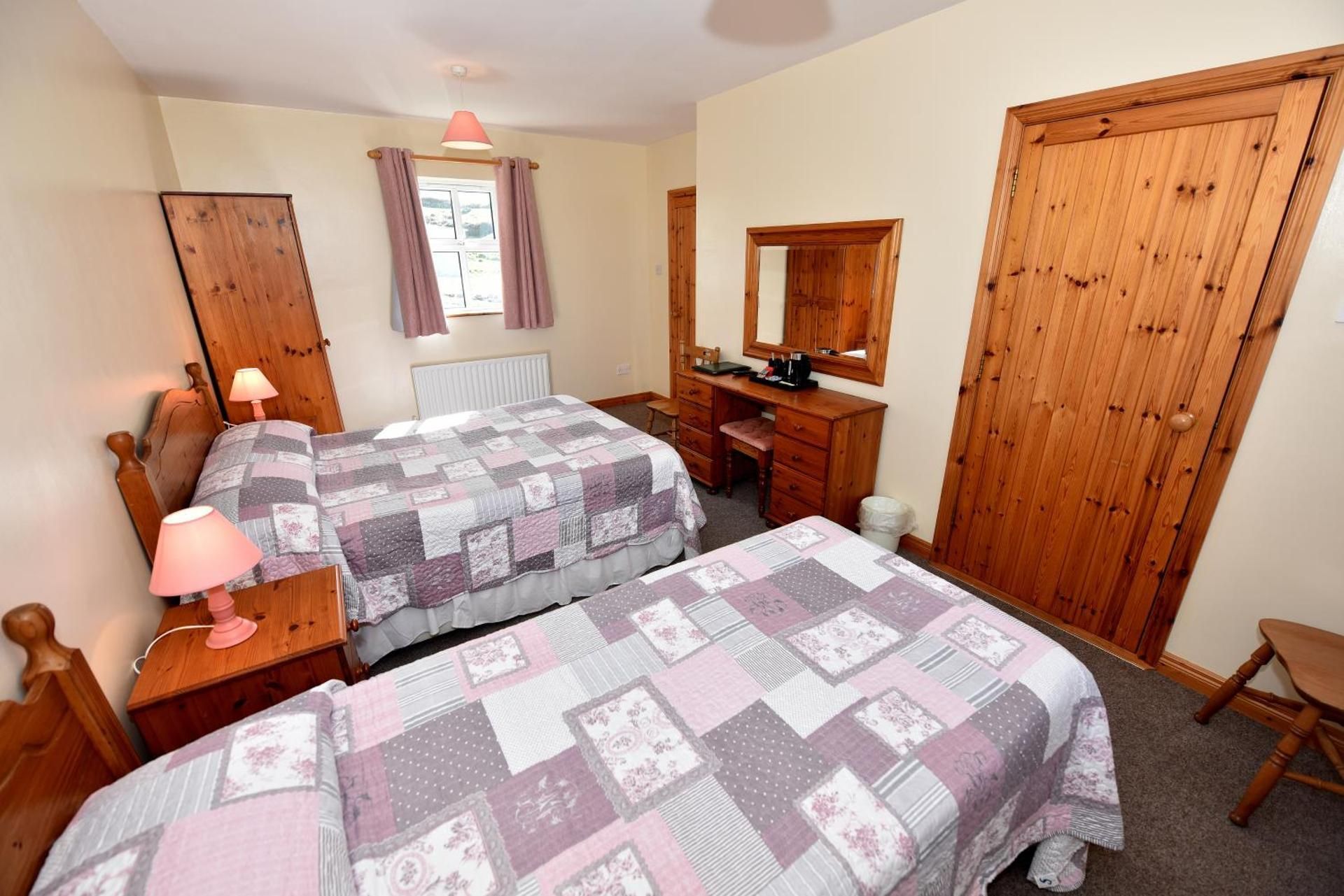Double or Twin Room with Sea View