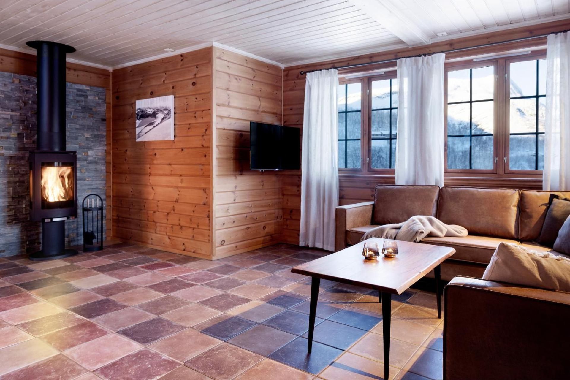 Four-Bedroom Holiday Home