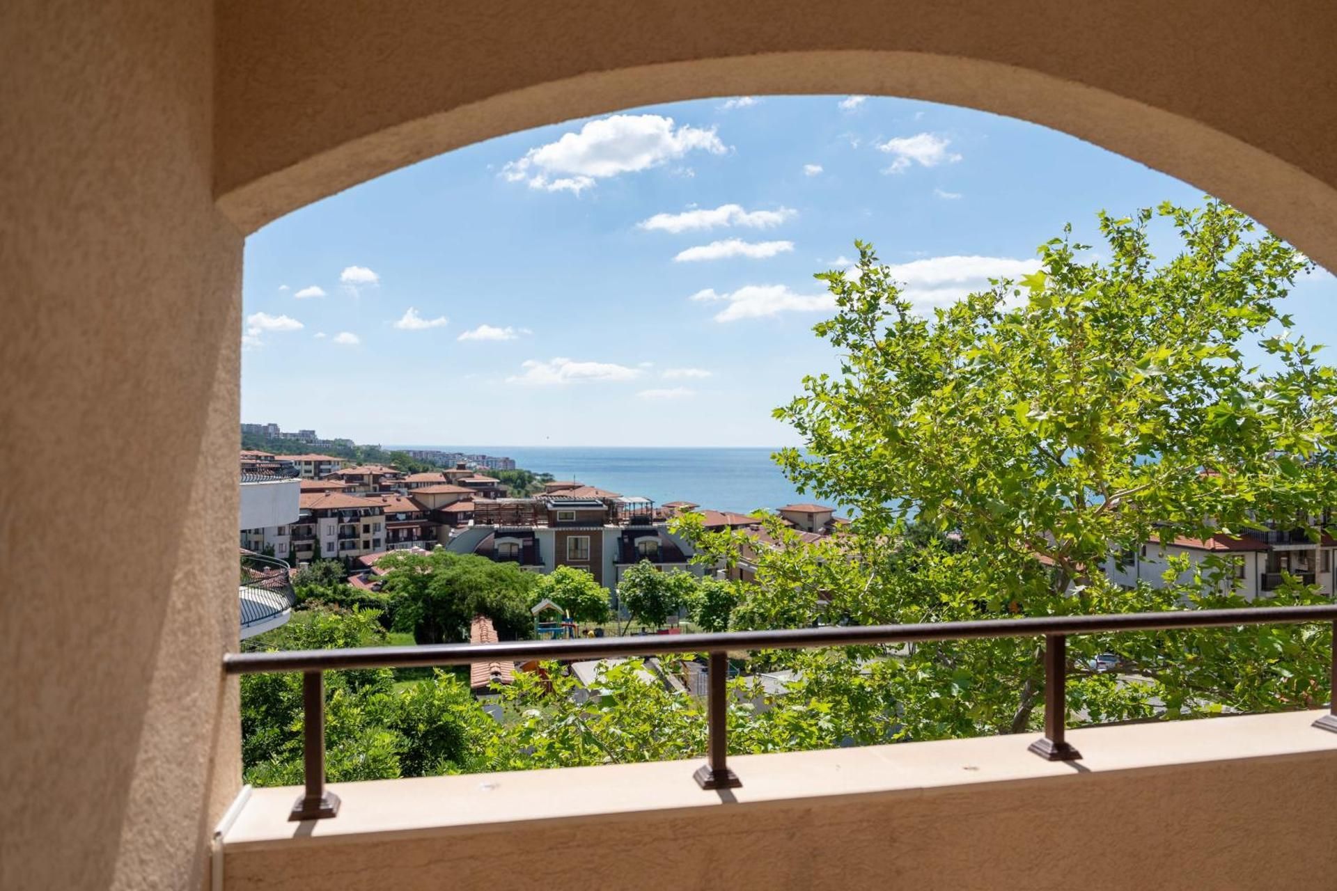Double Room with Sea View (2 Adults + 1 Child)