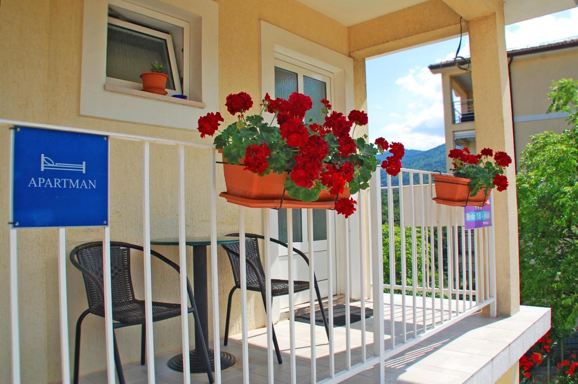 Studio Apartment with Sea View