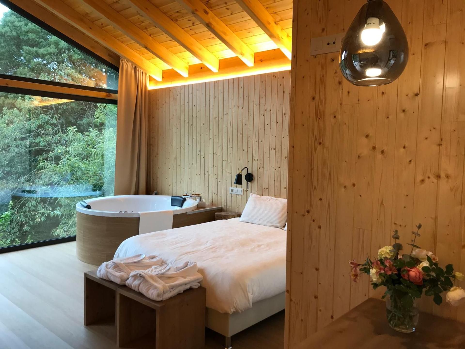 Bungalow with Garden View
