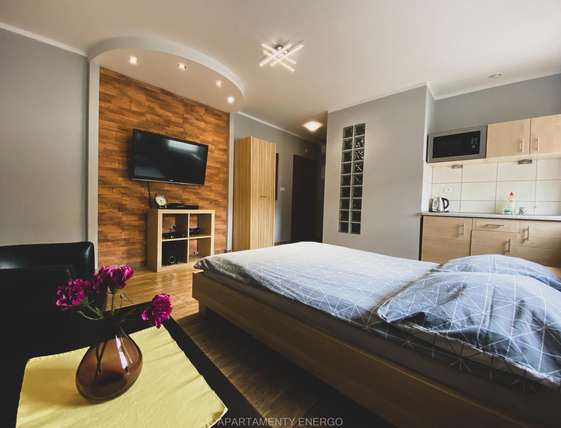 Double Room No. 11