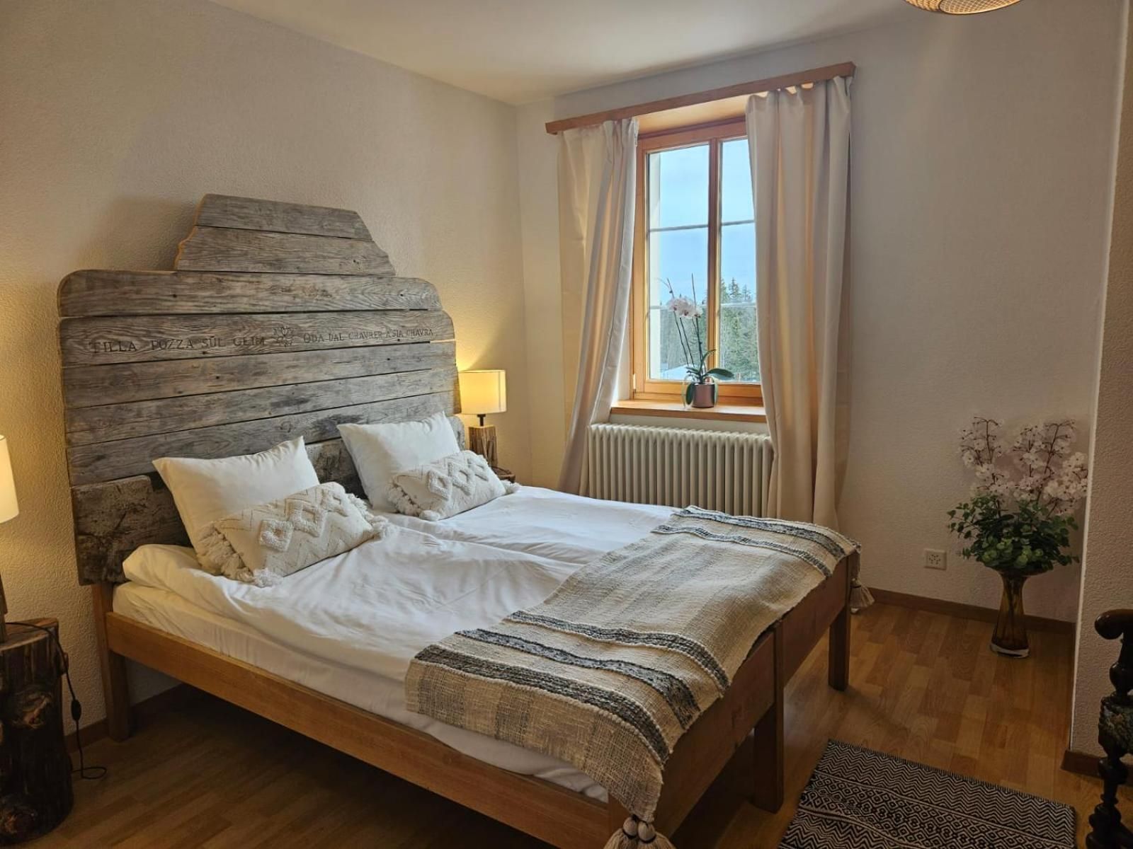 Twin Room with Mountain View