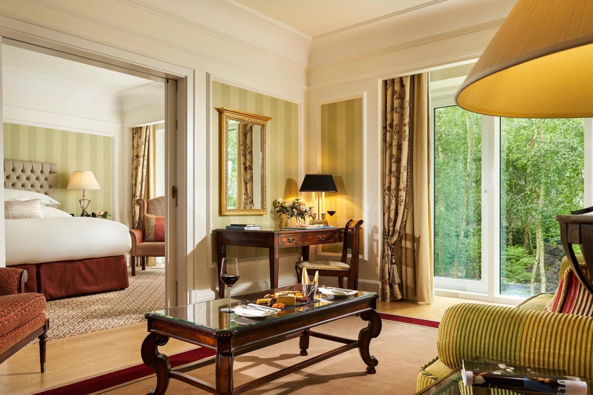 1 Bedroom Suite, 1 King