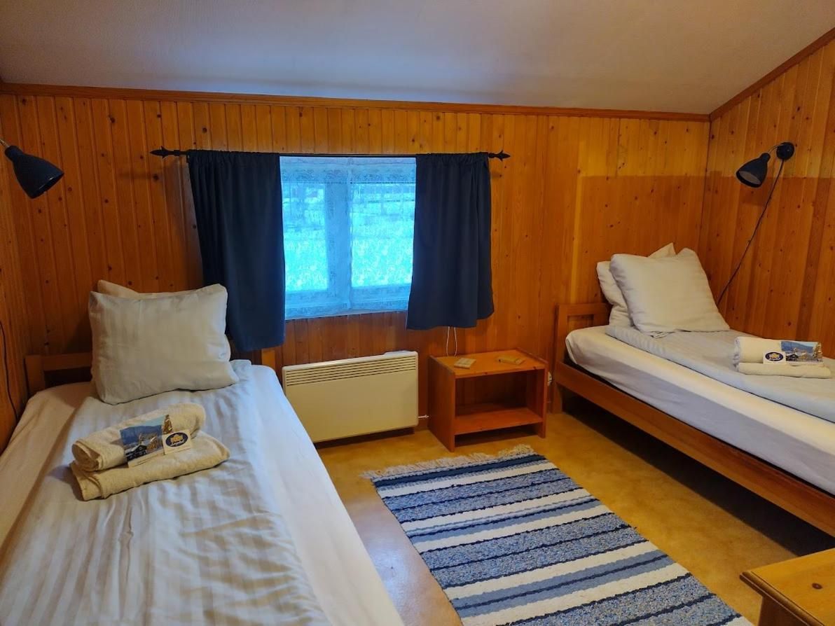 Twin Room with Shared Bathroom