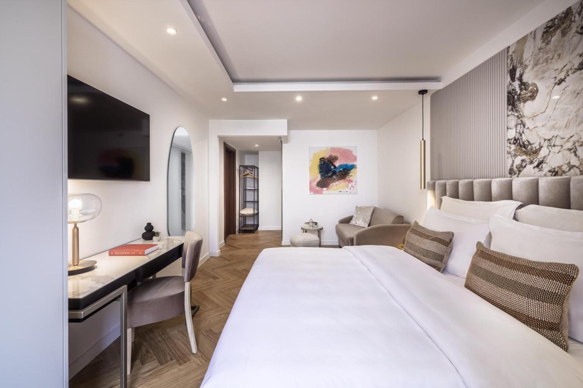 Double Room with Extra Bed (3 Adults)