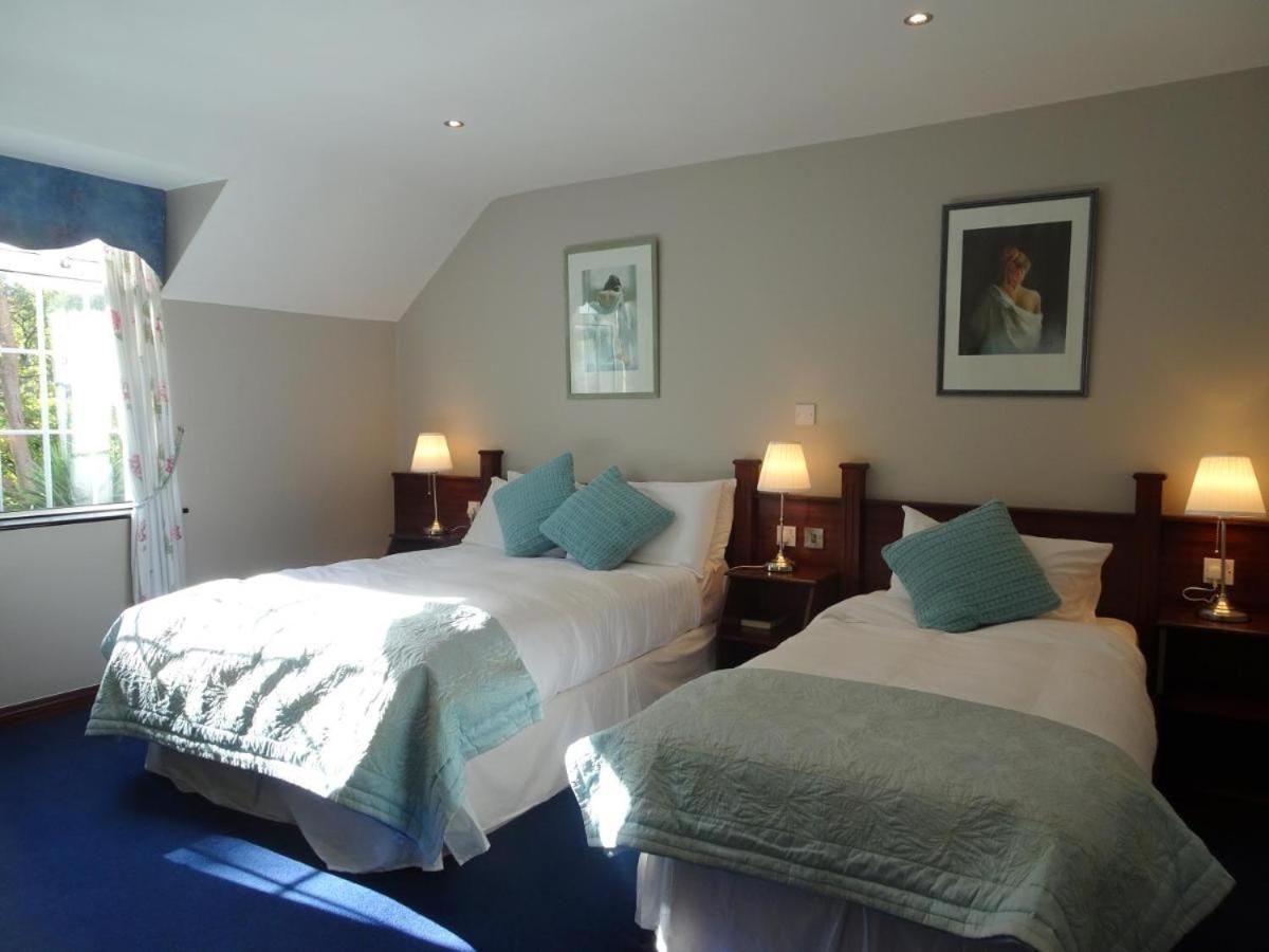 Standard Twin Room with Garden View