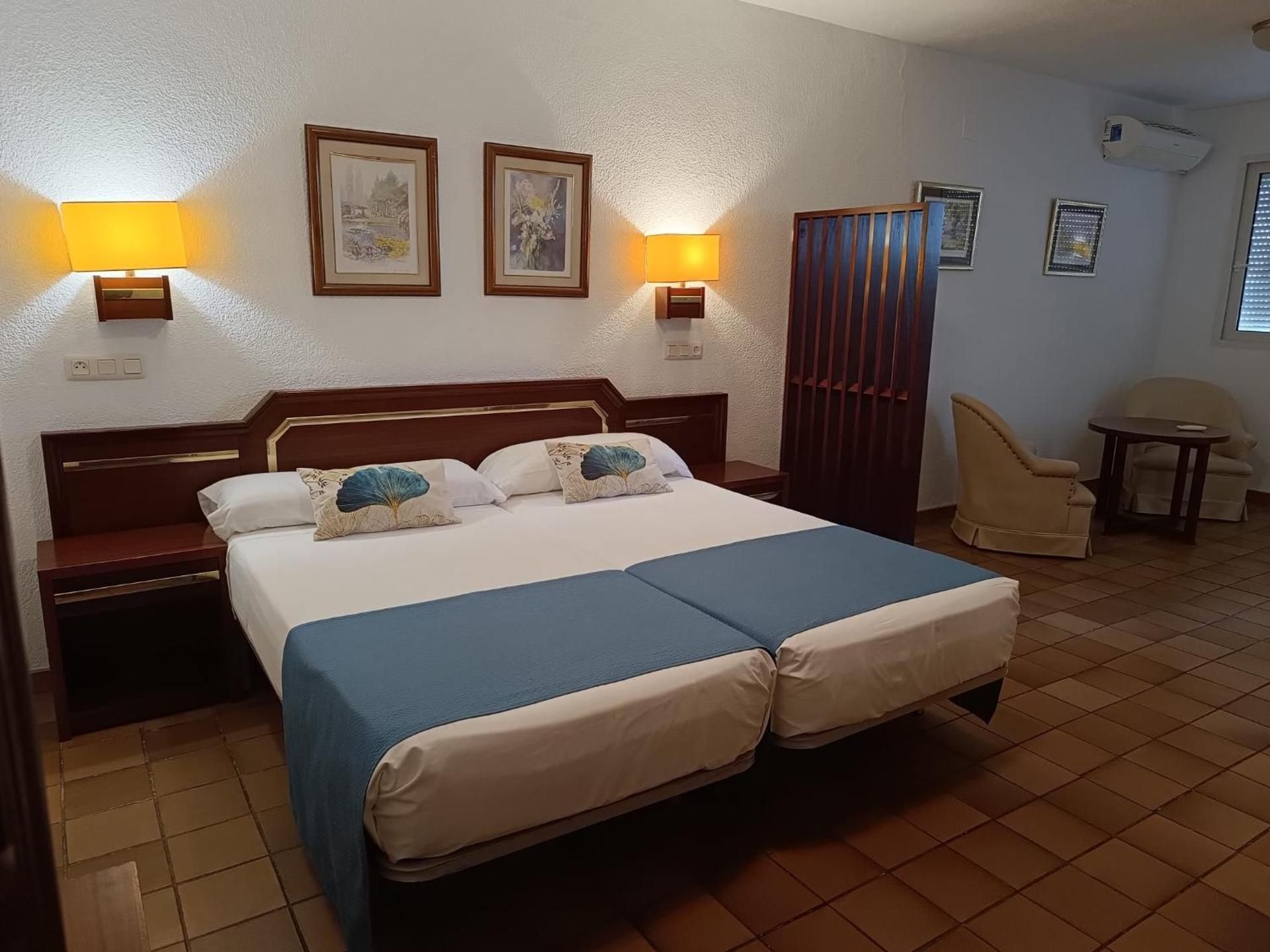 Twin Room