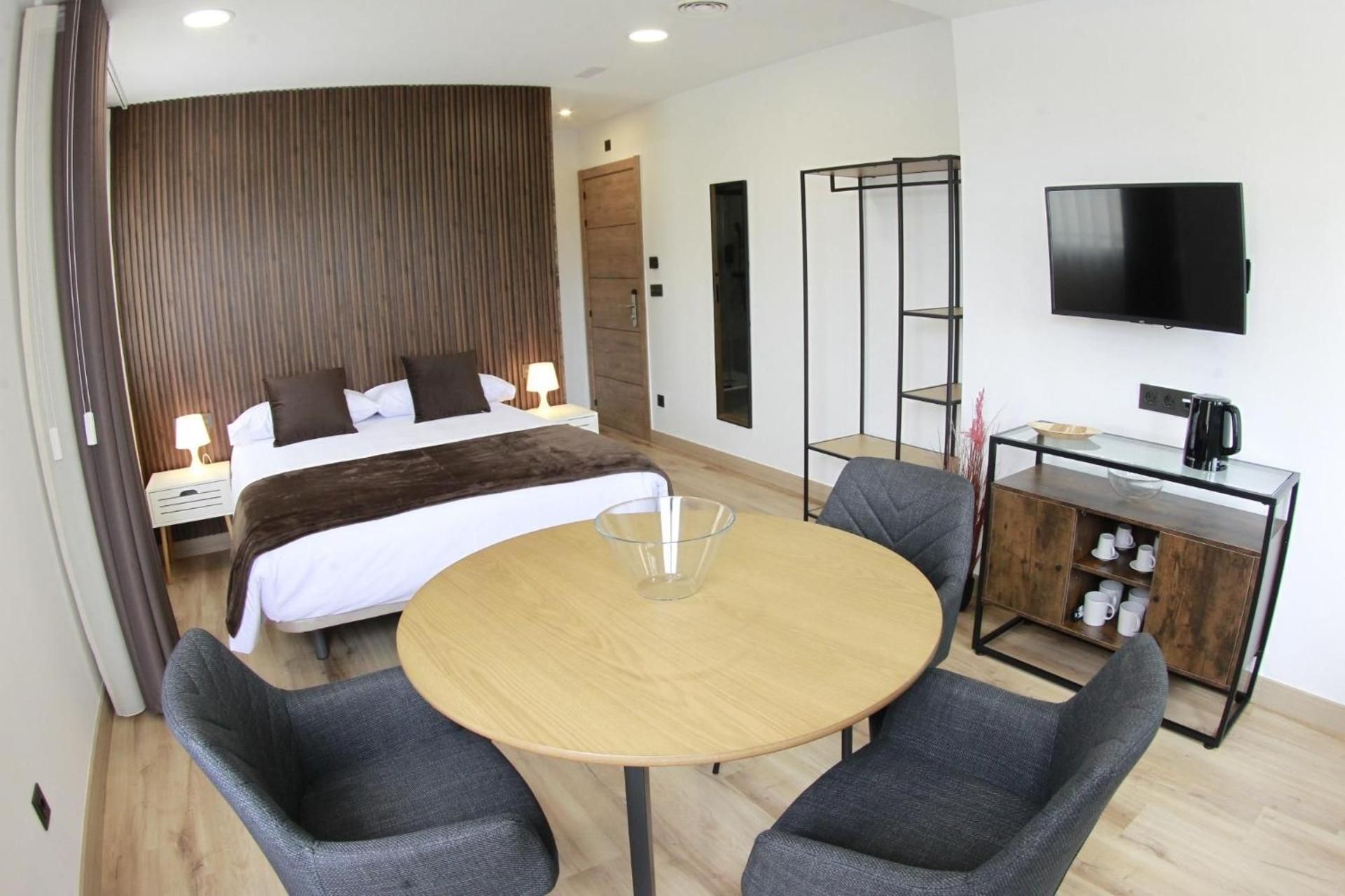 Superior Apartment with City View