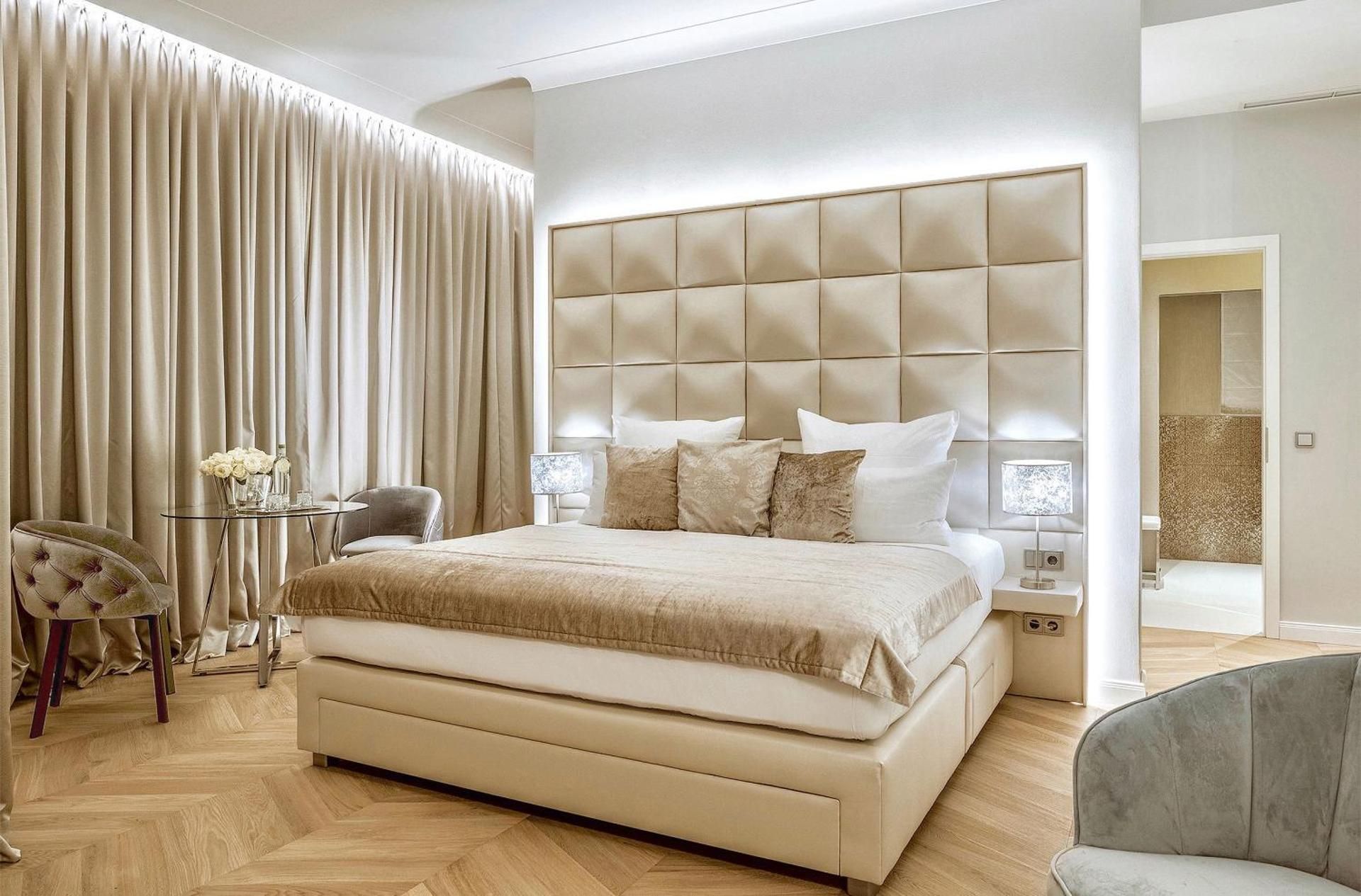 Junior Suite with Balcony