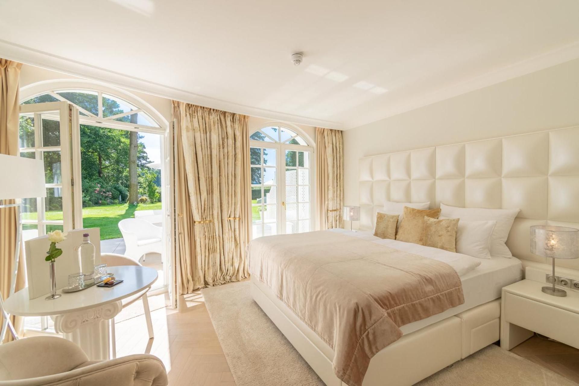 Double Room with Terrace
