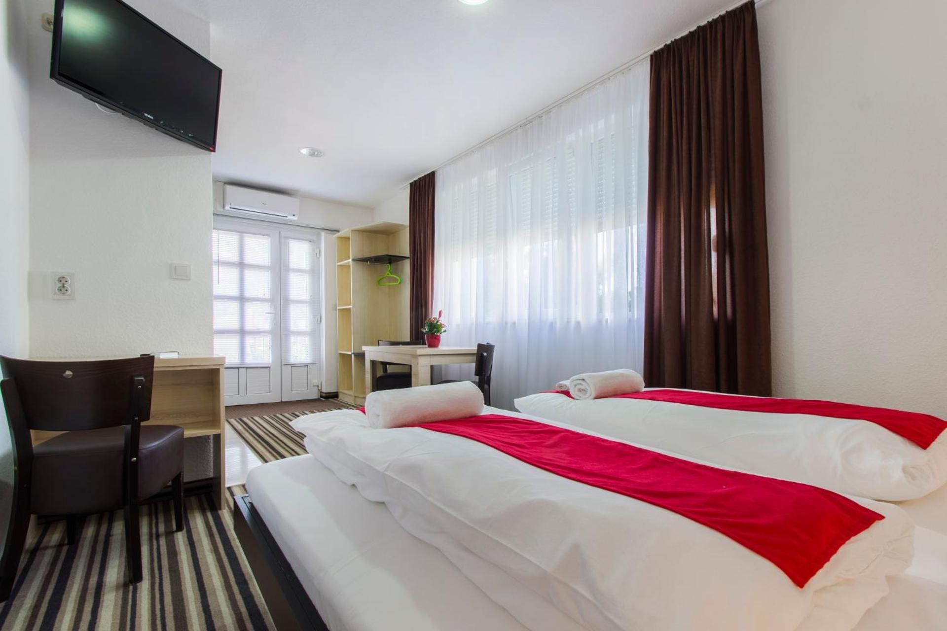 Double or Twin Room with Private Bathroom