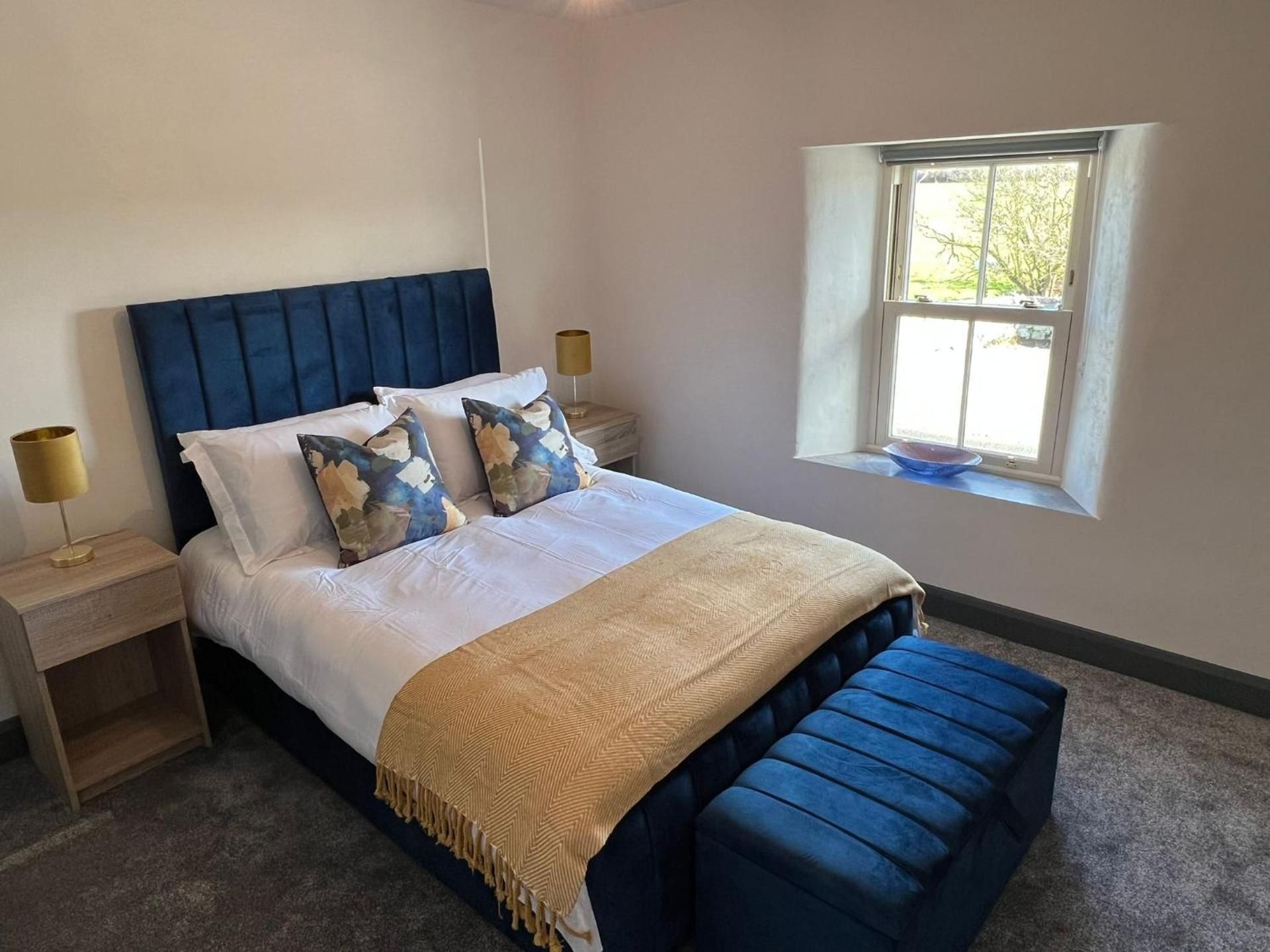 Double Room with Shared Bathroom