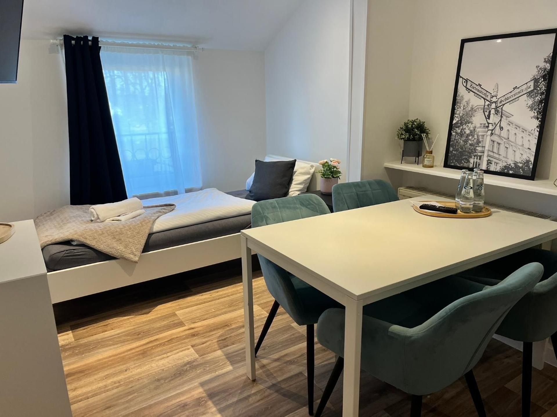 Quadruple Room with Private Bathroom