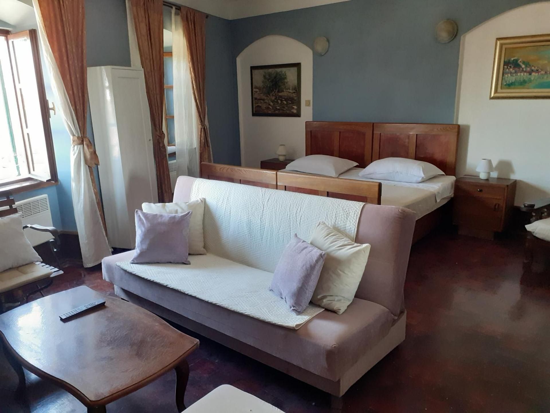 Studio Apartment with Sea View