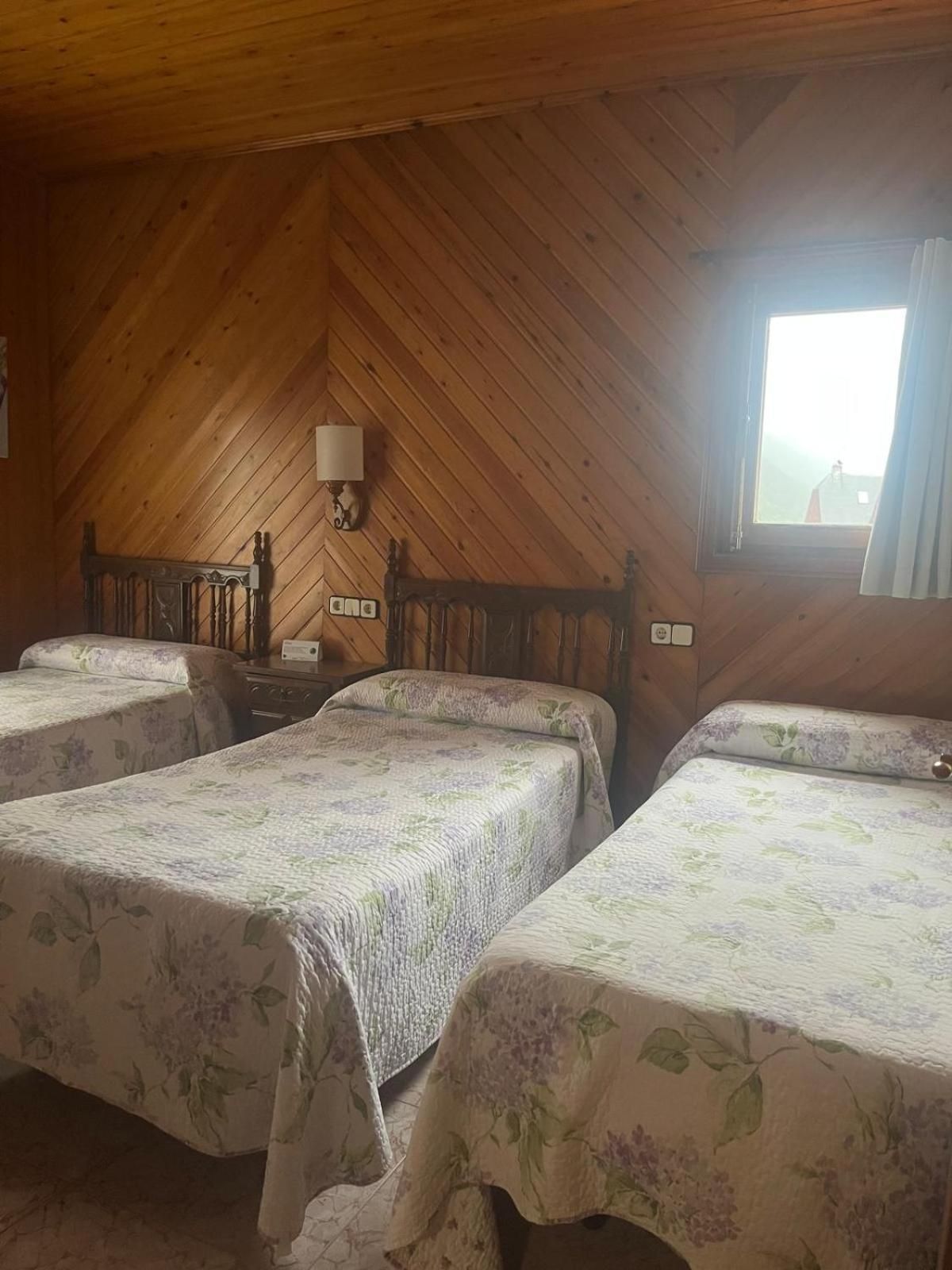 Triple Room with Mountain View